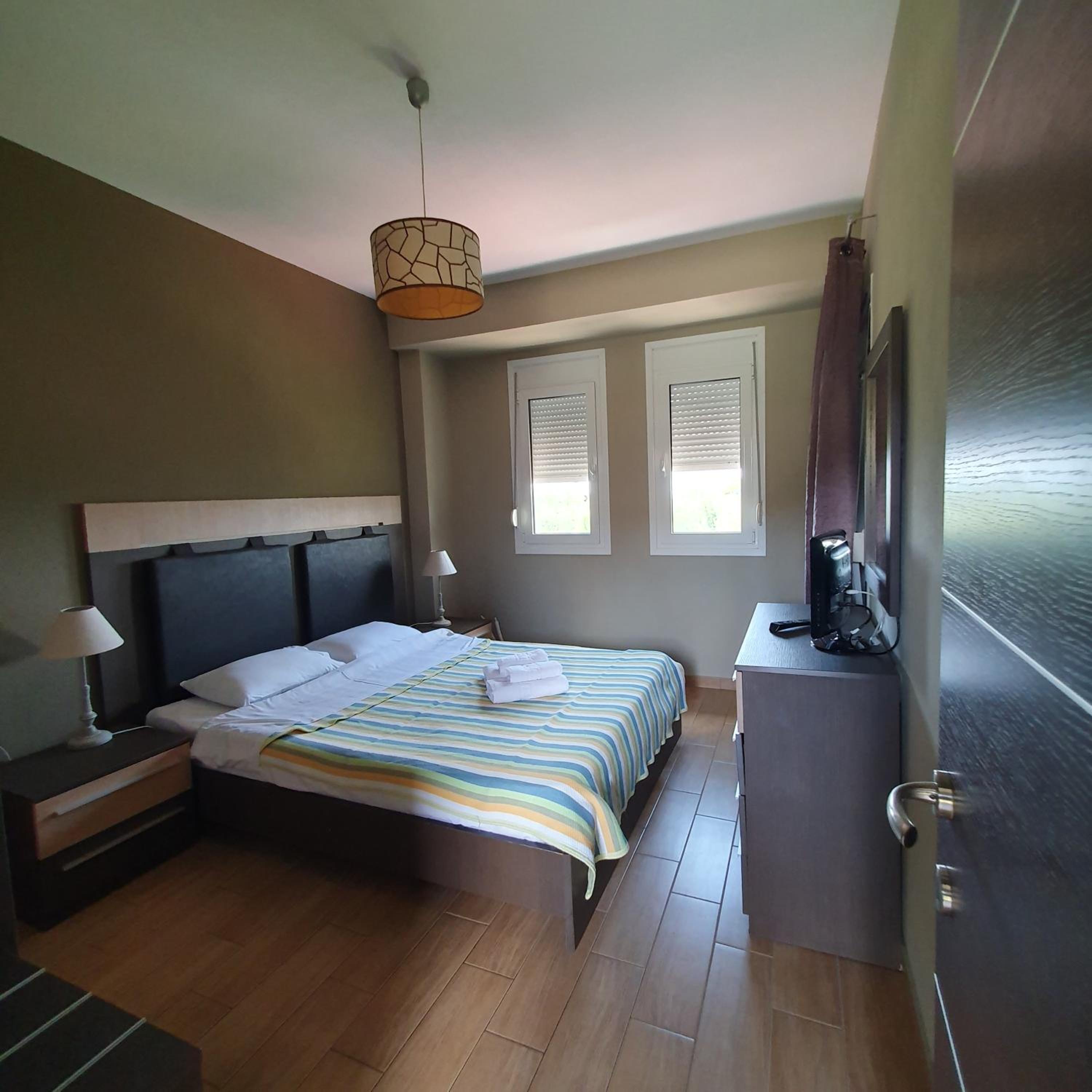 One-Bedroom Apartment with Sea View  - Photo 8