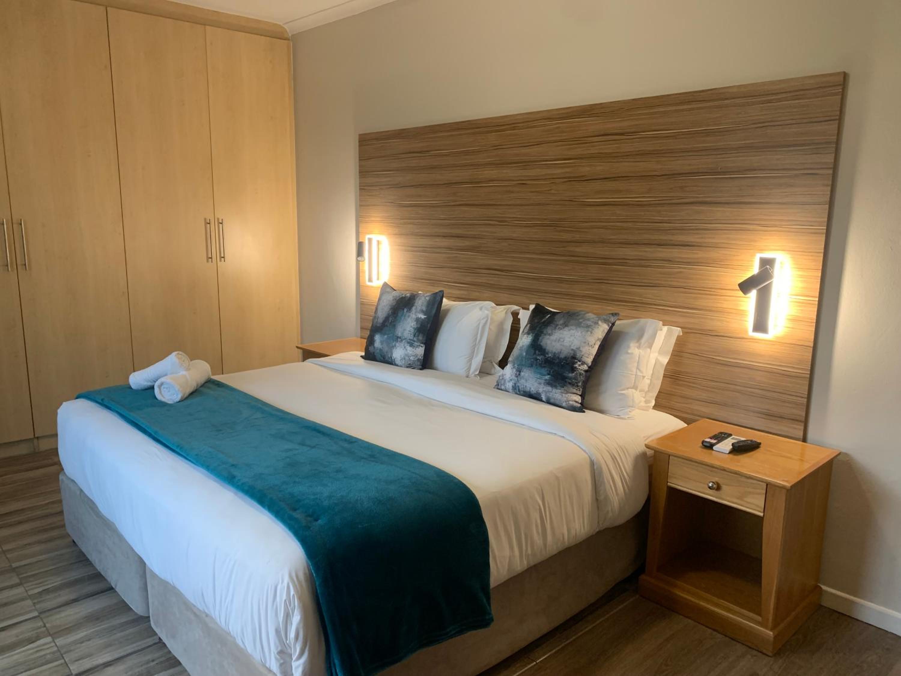 Luxury Suite Room - Photo 4