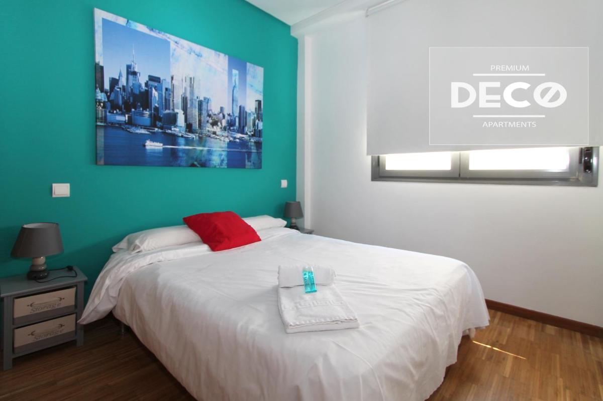 Superior One-Bedroom Apartment (5 Adults) photo 1