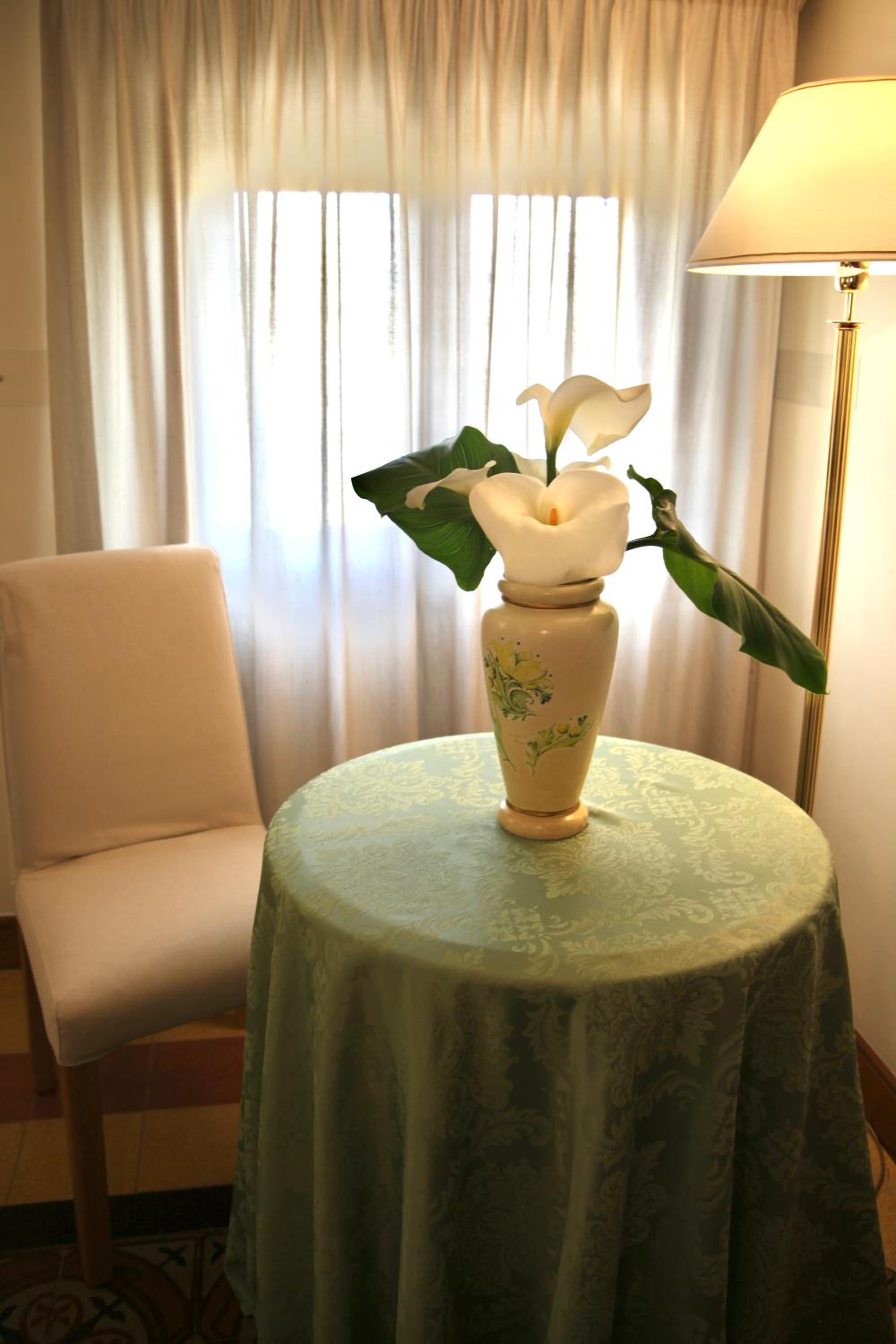 Superior Double or Twin Room - Photo 7