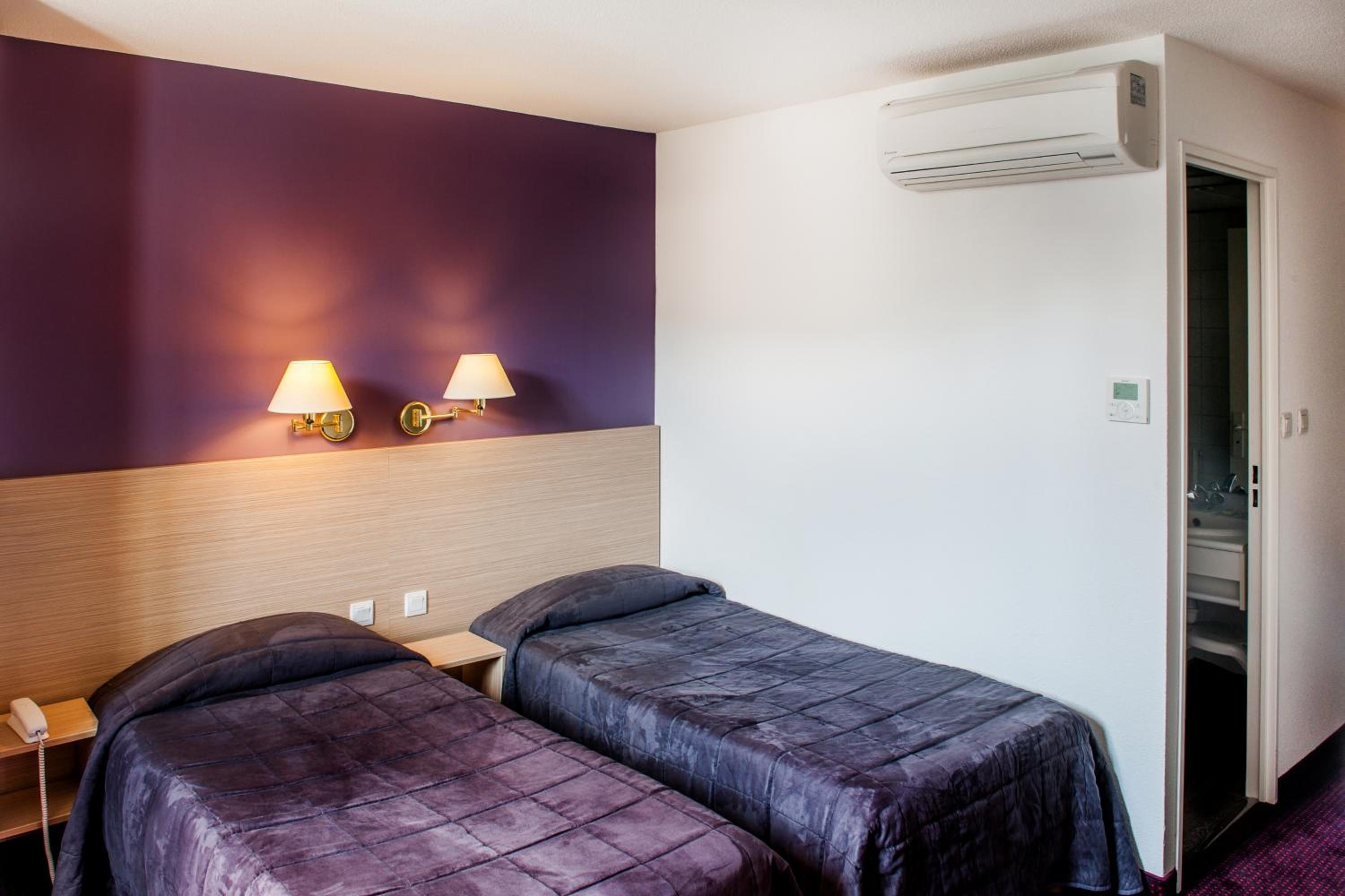 Triple Room - Photo 1