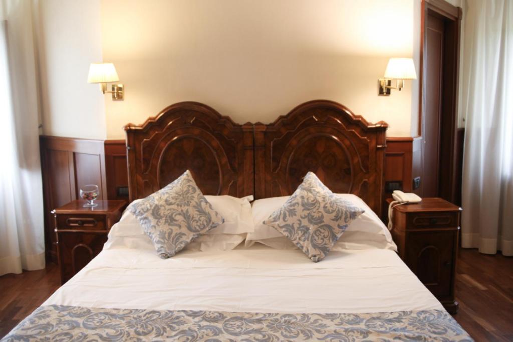 Deluxe Double Room - Photo 4