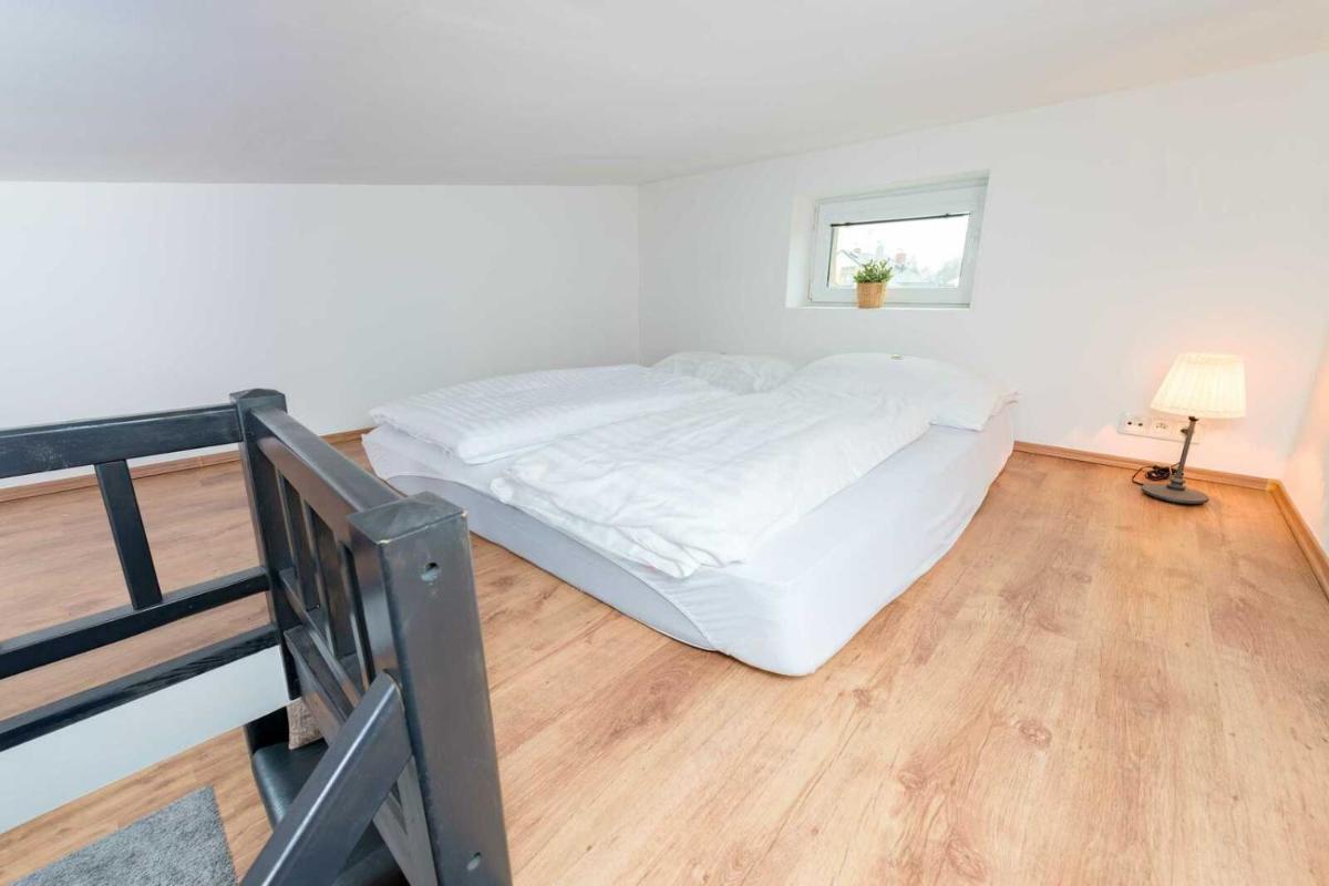 Apartment - Split Level photo 3