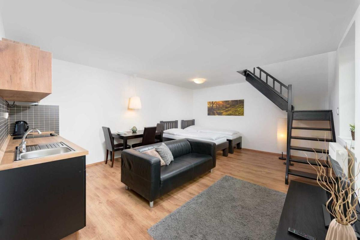 Apartment - Split Level photo 2
