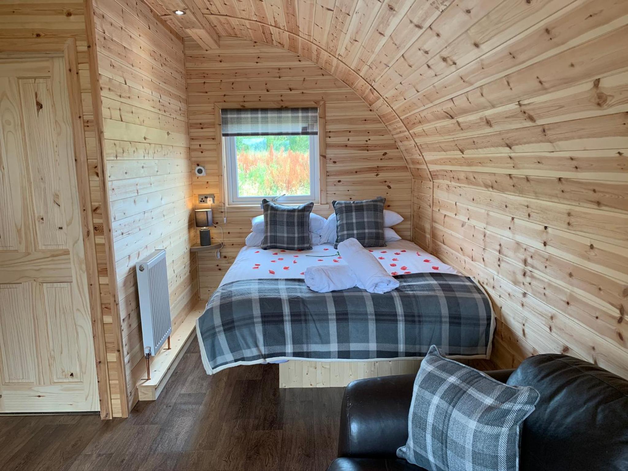 Suite with Hot Tub