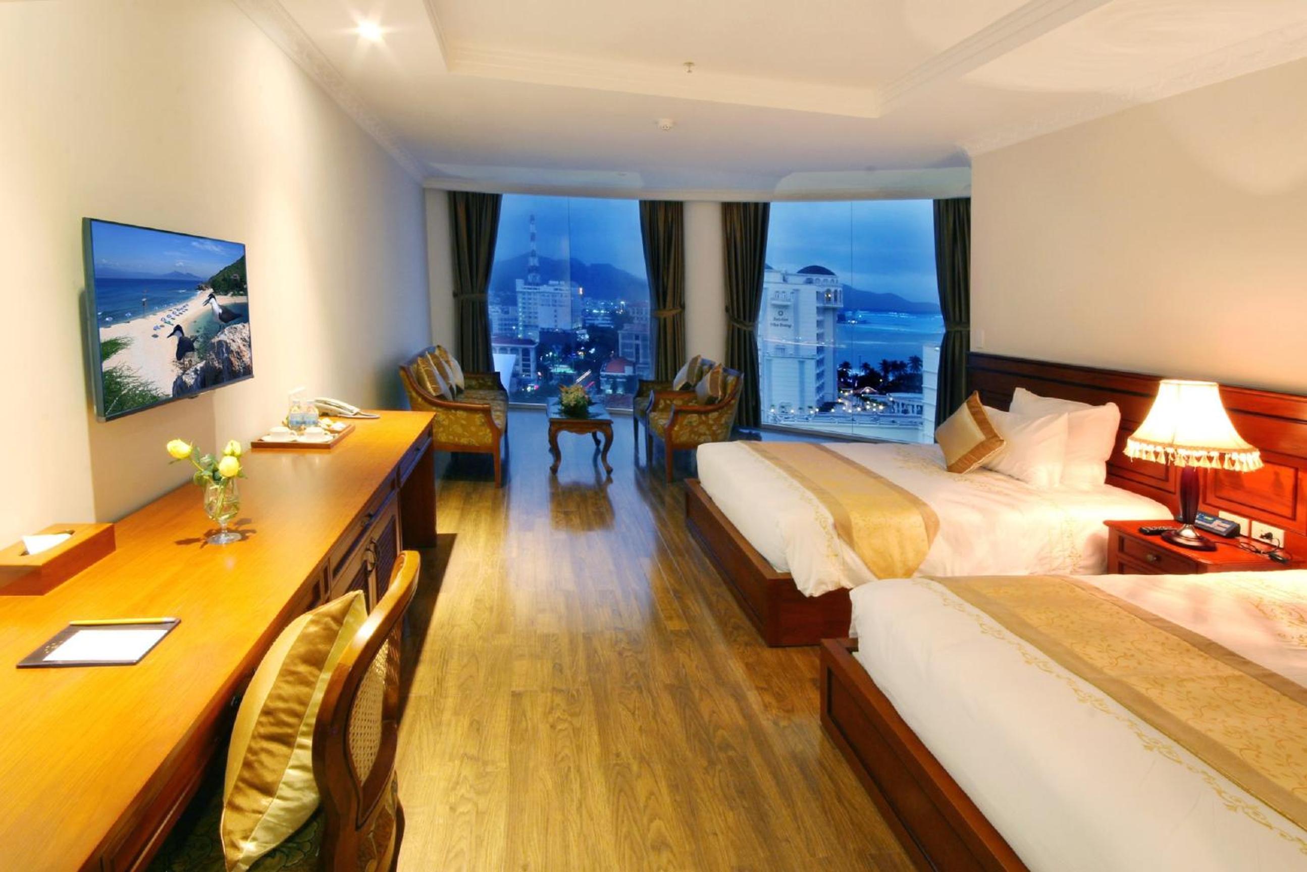 Deluxe Double or Twin Room with Sea View
