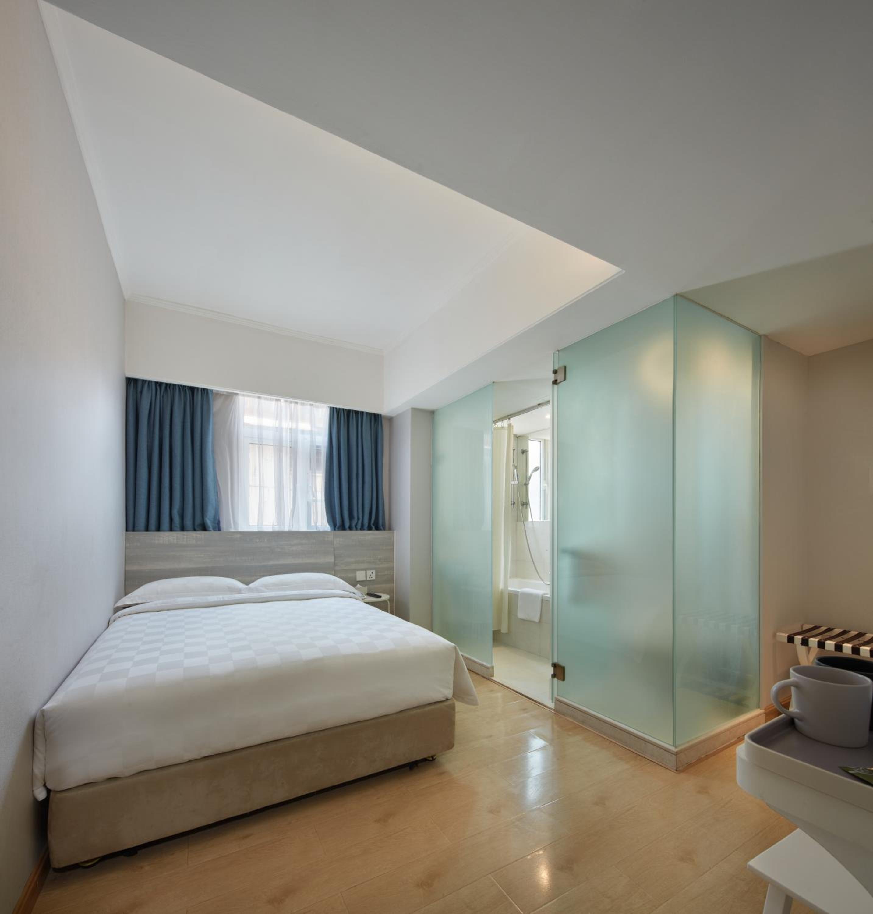 Deluxe Queen Room photo 1