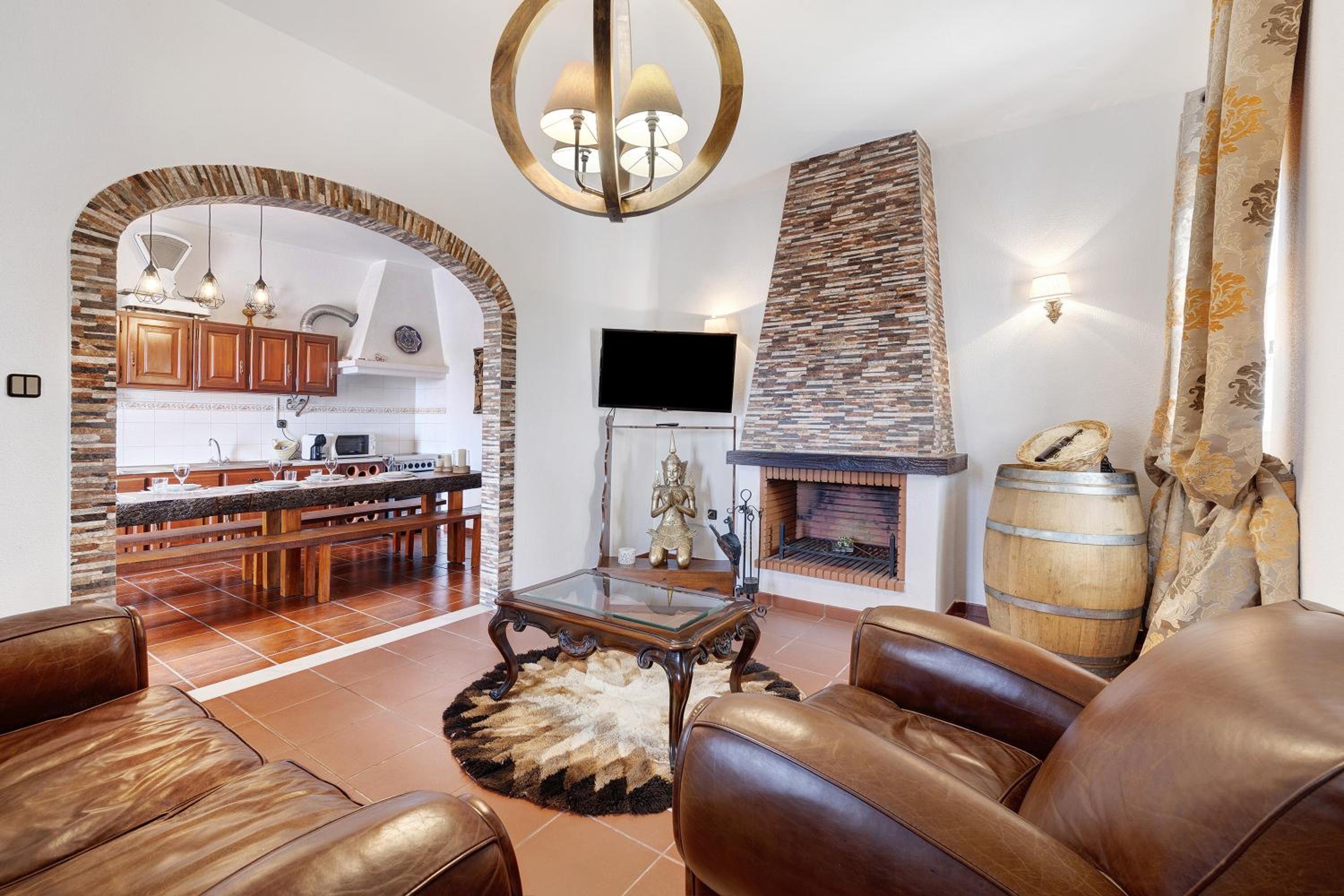 Three-Bedroom Apartment with Mountain View