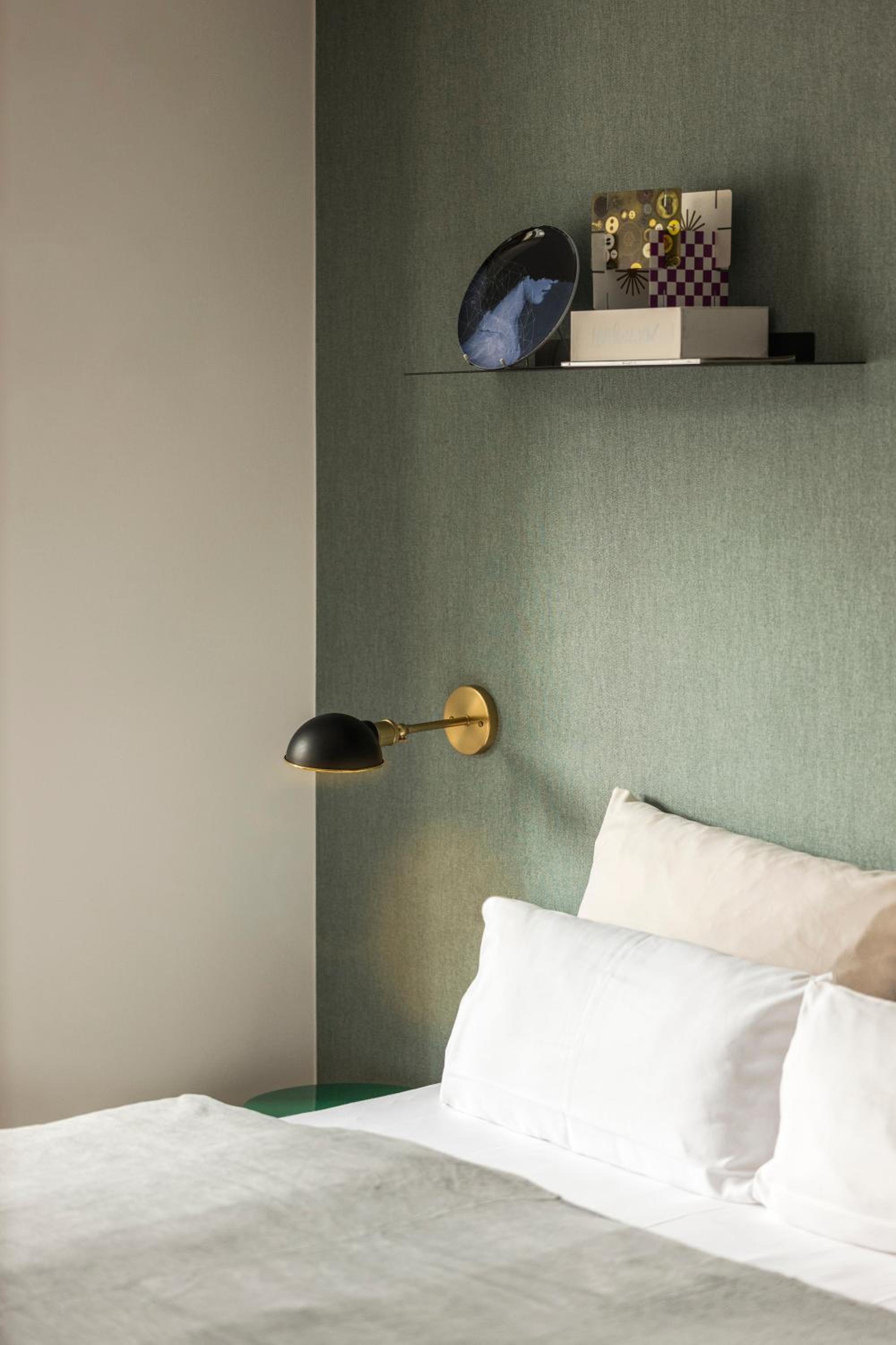Comfort Triple Room with Air Conditioning - Photo 2