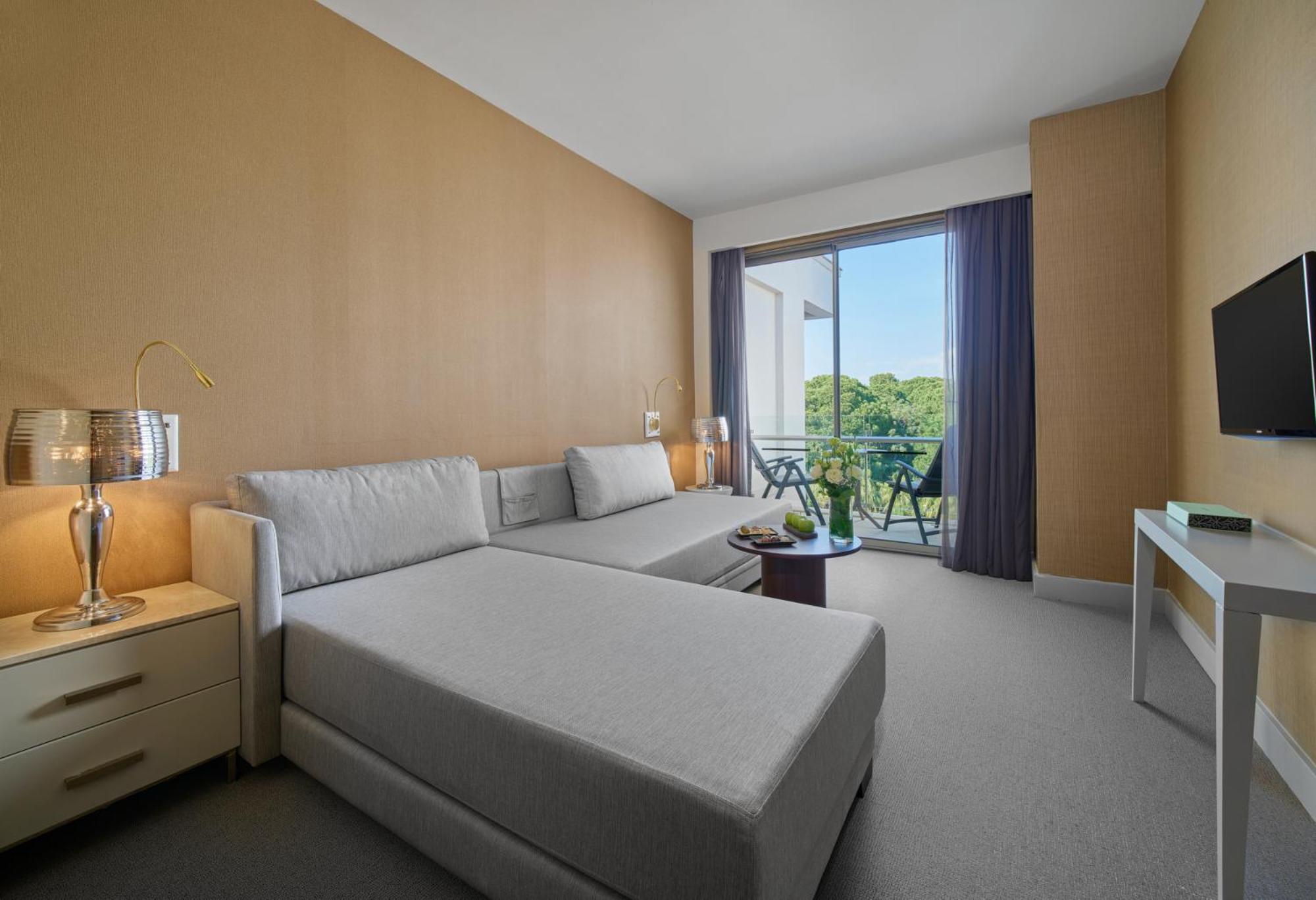 Terrace Family Suite