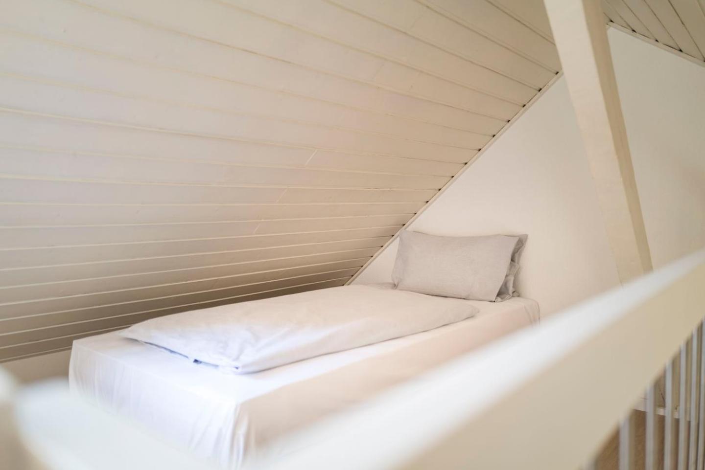 Comfort Triple Room Guest House - Photo 2
