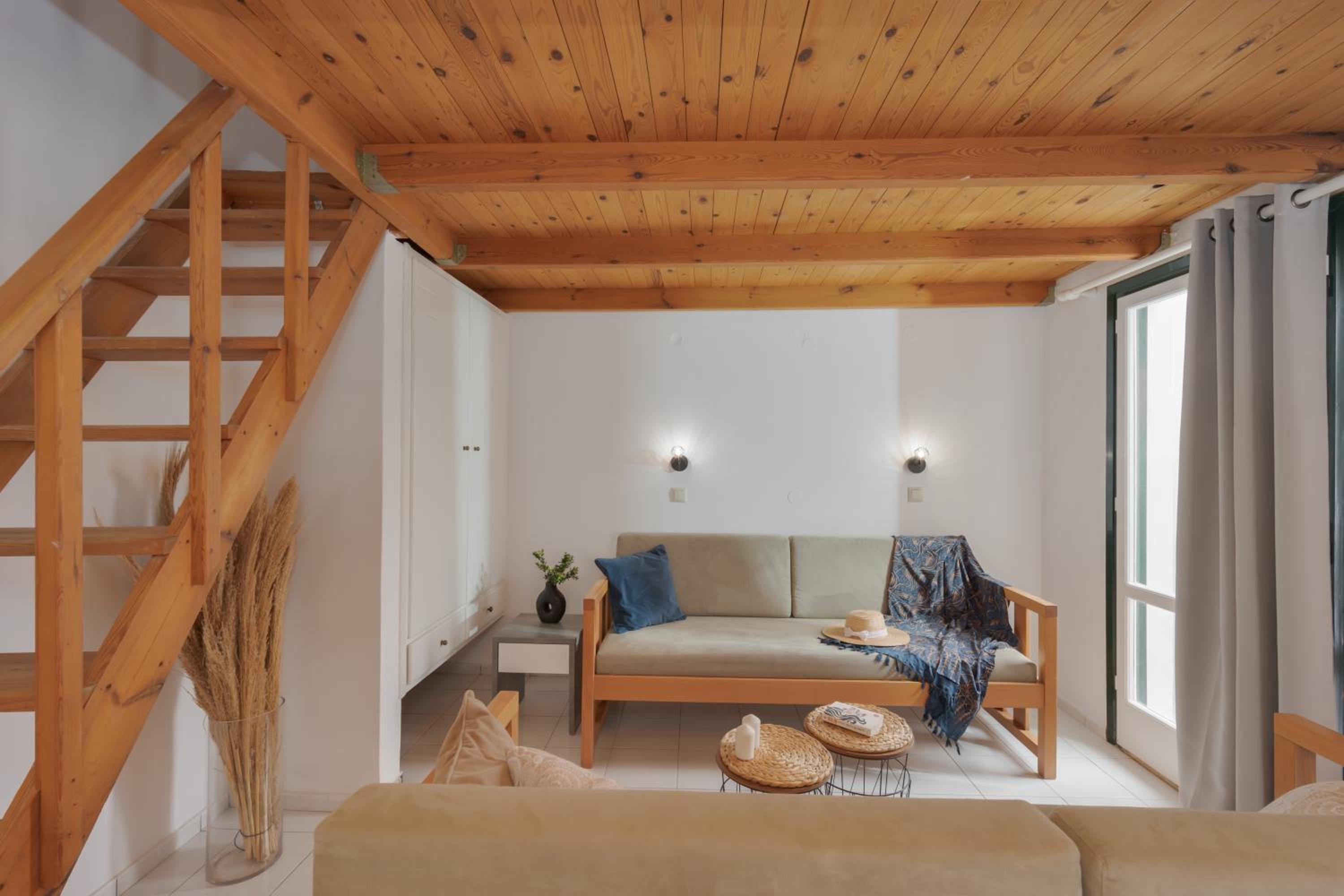 Maisonette photo 1