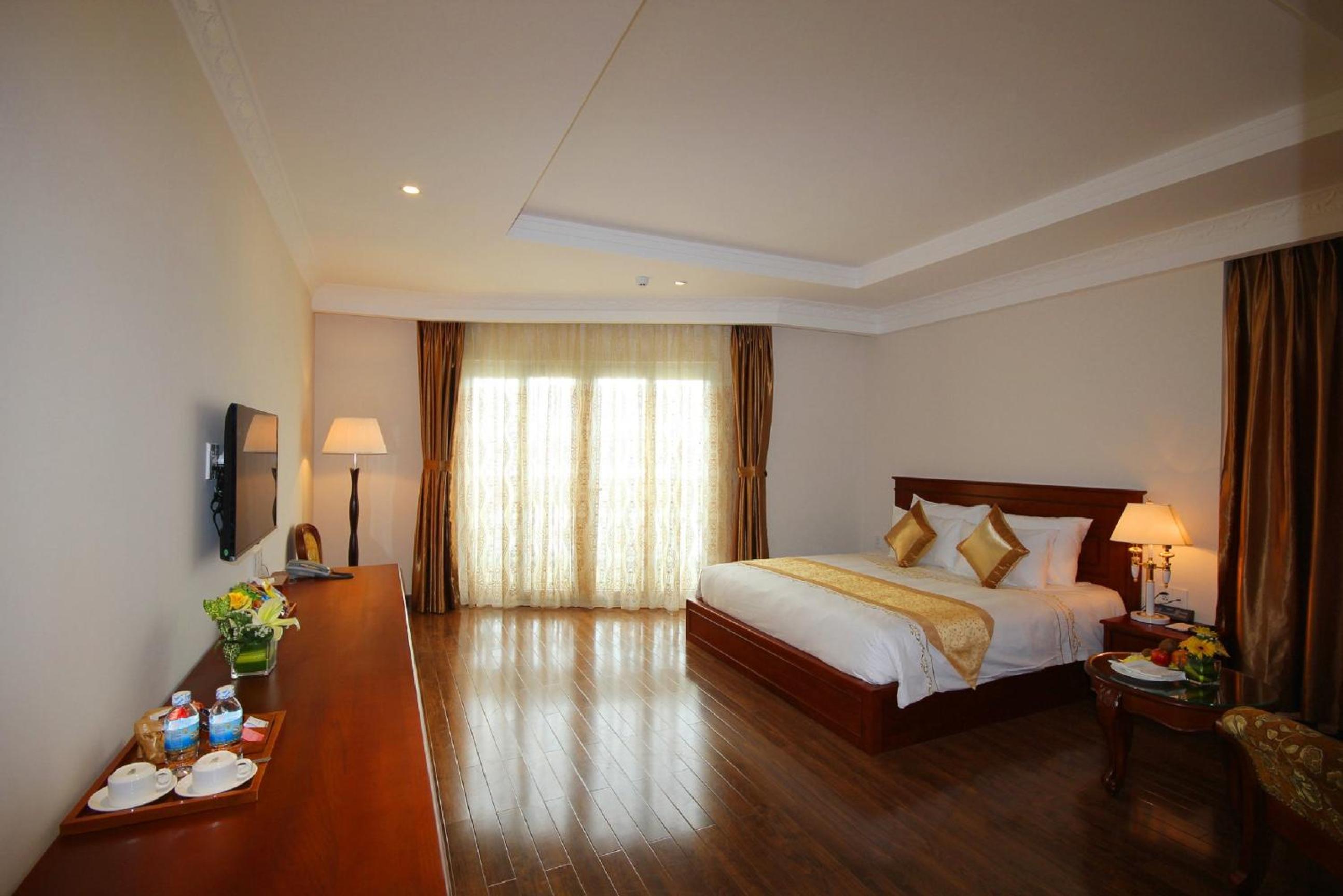 Deluxe Double or Twin Room with Sea View