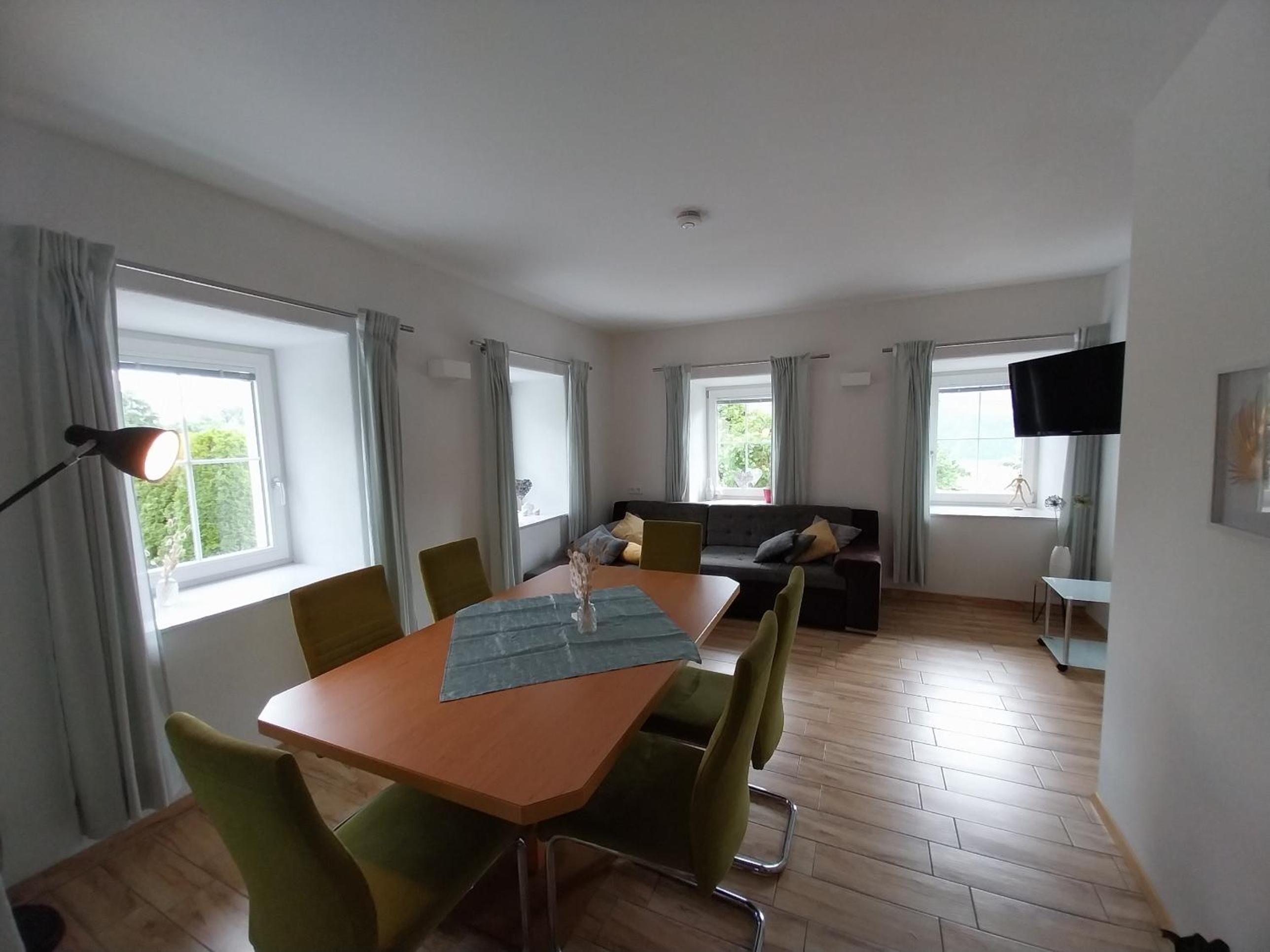 Apartment with Mountain View - Photo 27
