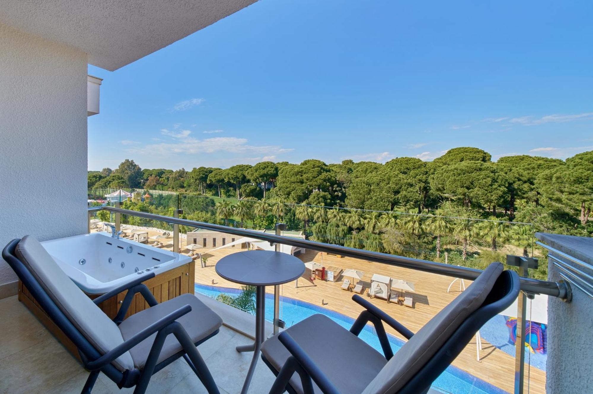Terrace Family Suite