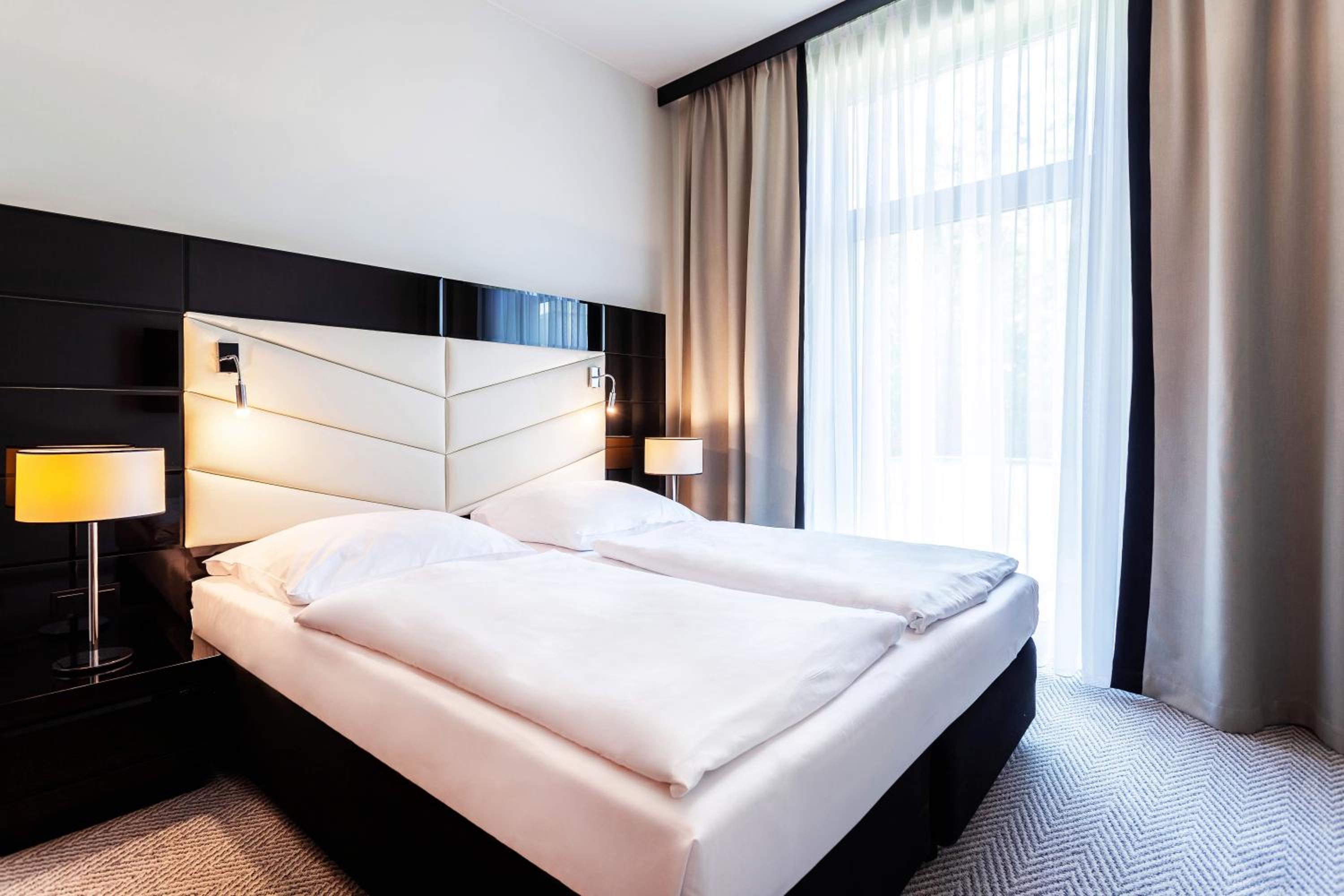 Deluxe Twin Room - Photo 5