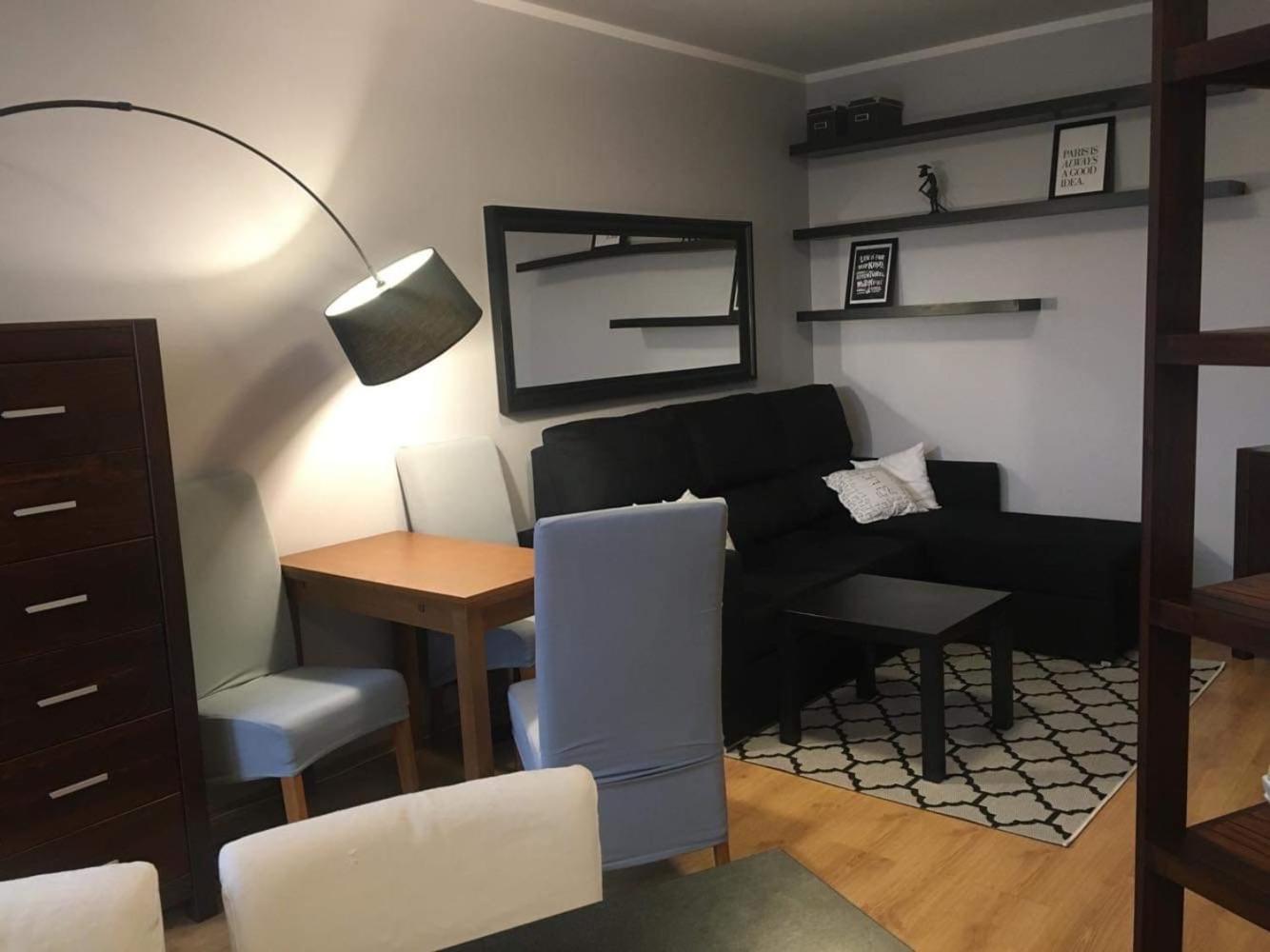 Studio Apartment - Photo 11