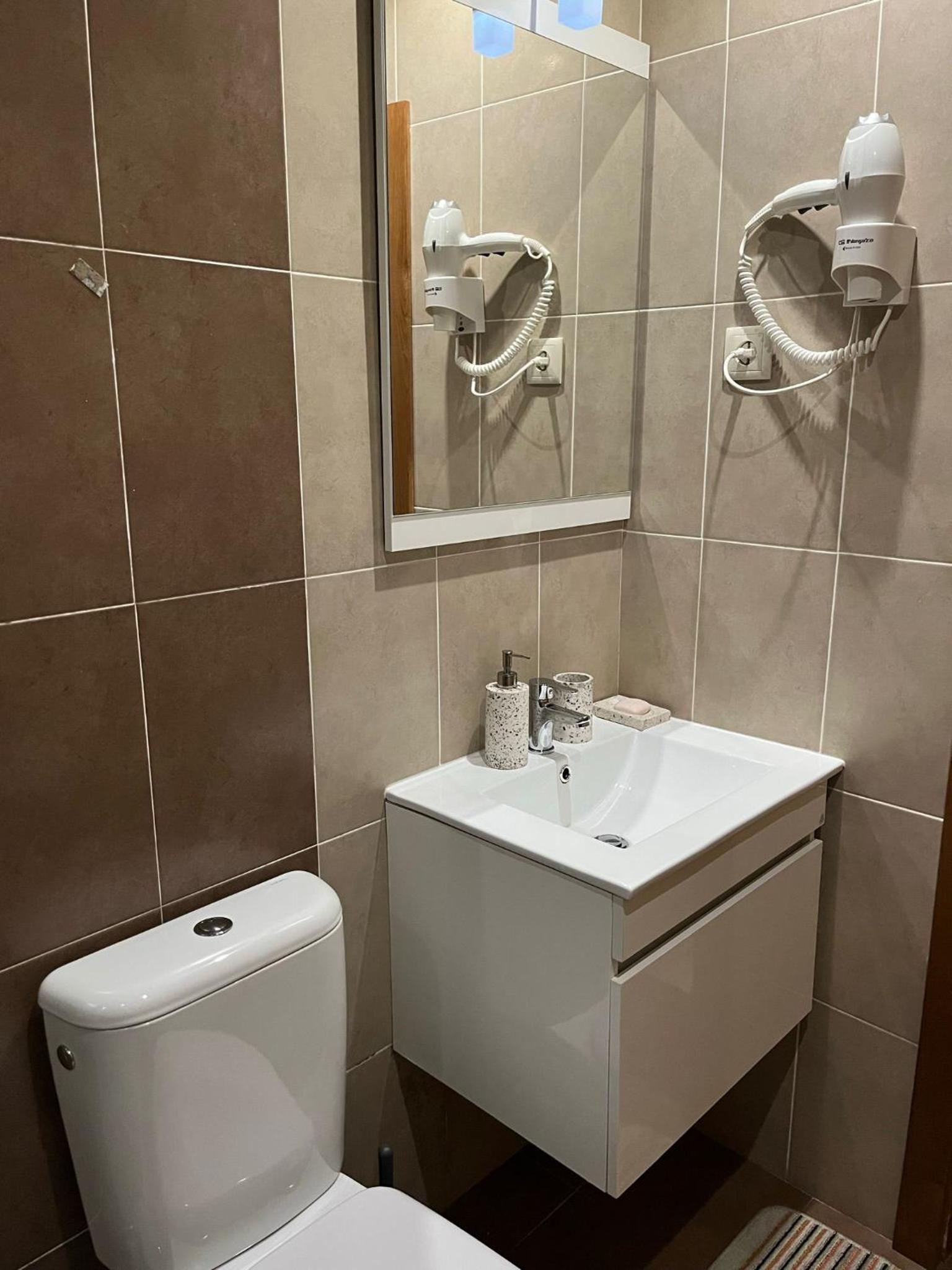 Apartment - Split Level - Photo 22