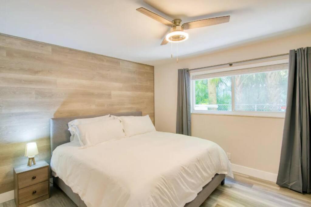One-Bedroom Premium Apartment photo 1
