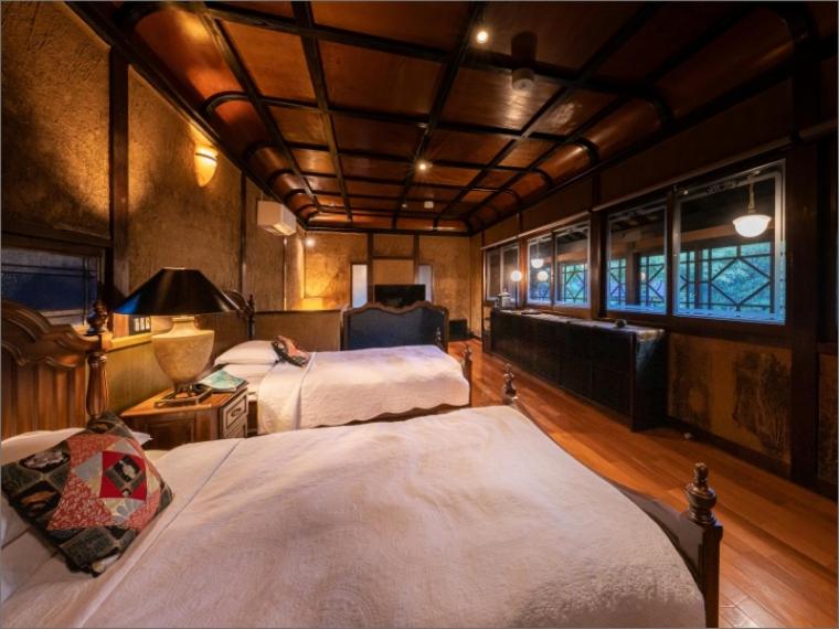Twin Room with Home Theater and Shared Bathroom - Adult Only - Annex [SARAI] photo 1