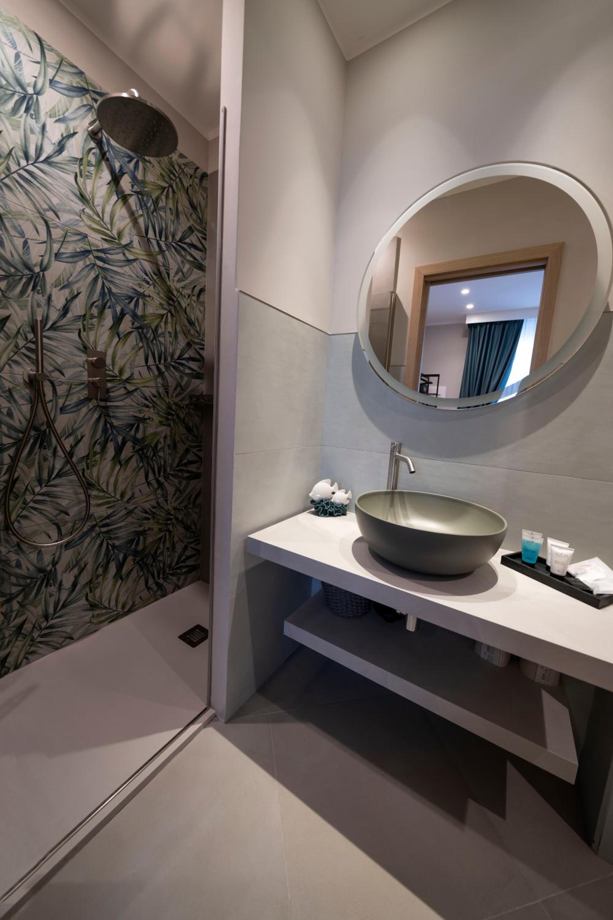 Double Room with Private Bathroom photo 2