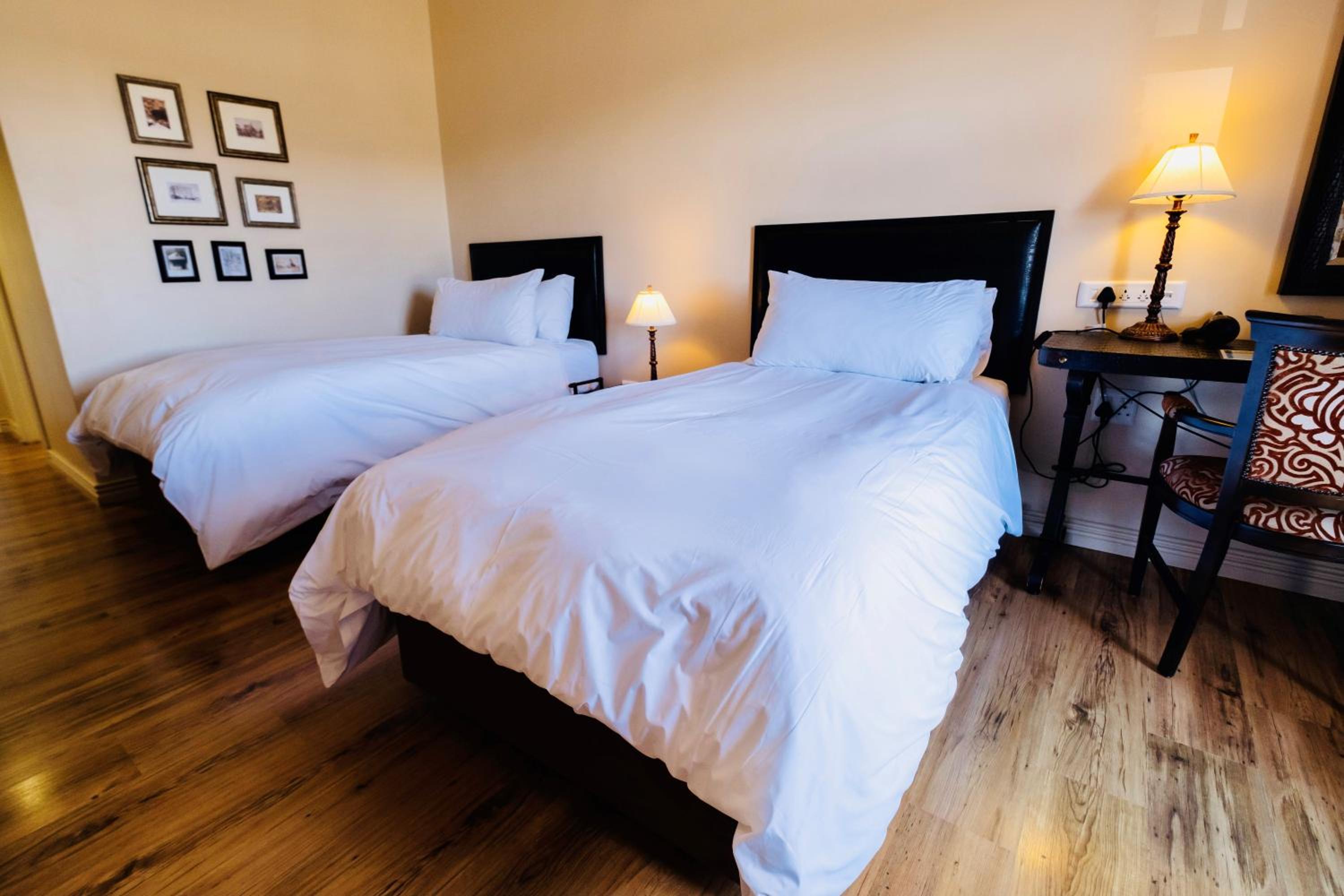 Guest room, 2 Twin/Single Bed(s) - Photo 4