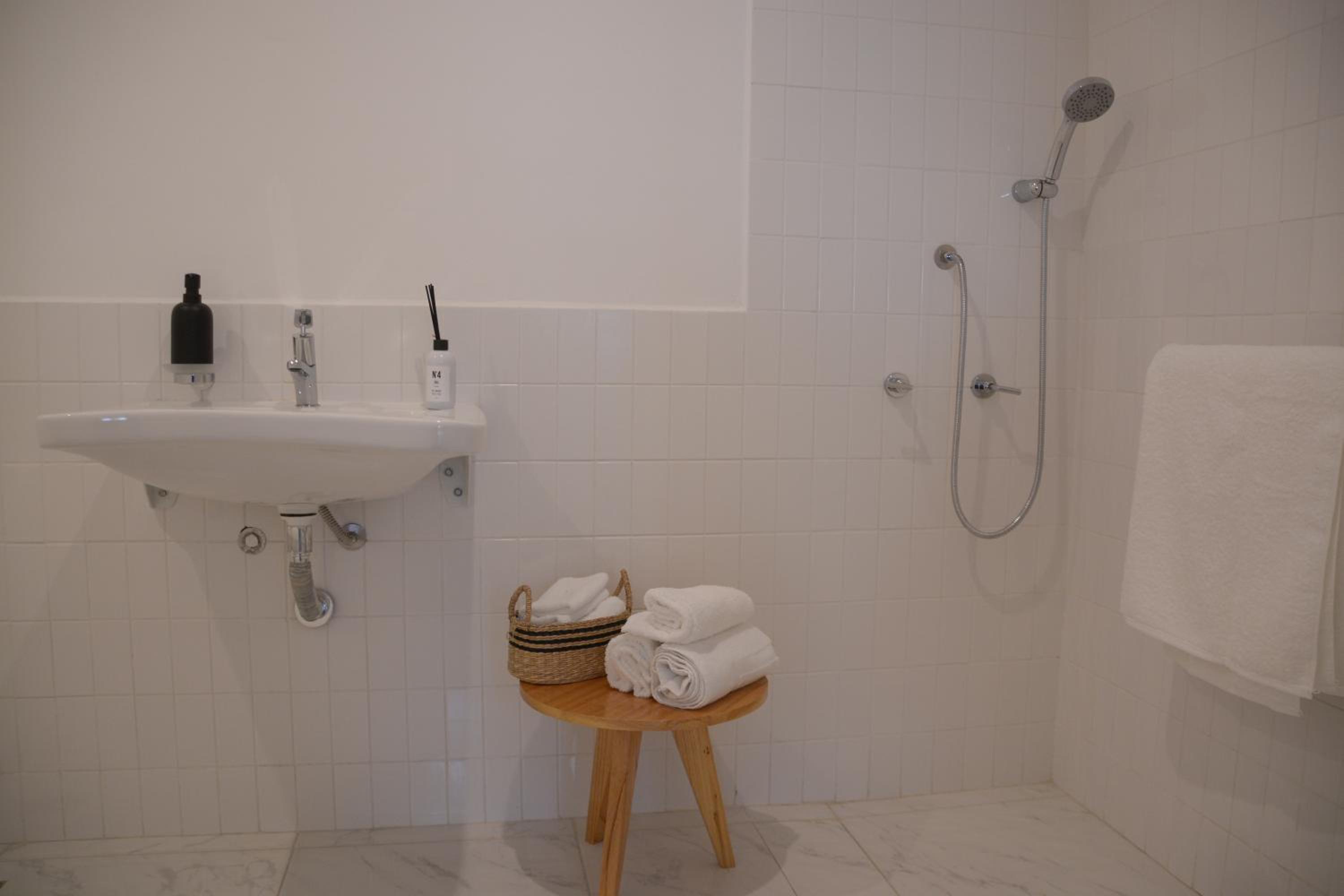Triple Room - Disability Access photo 3