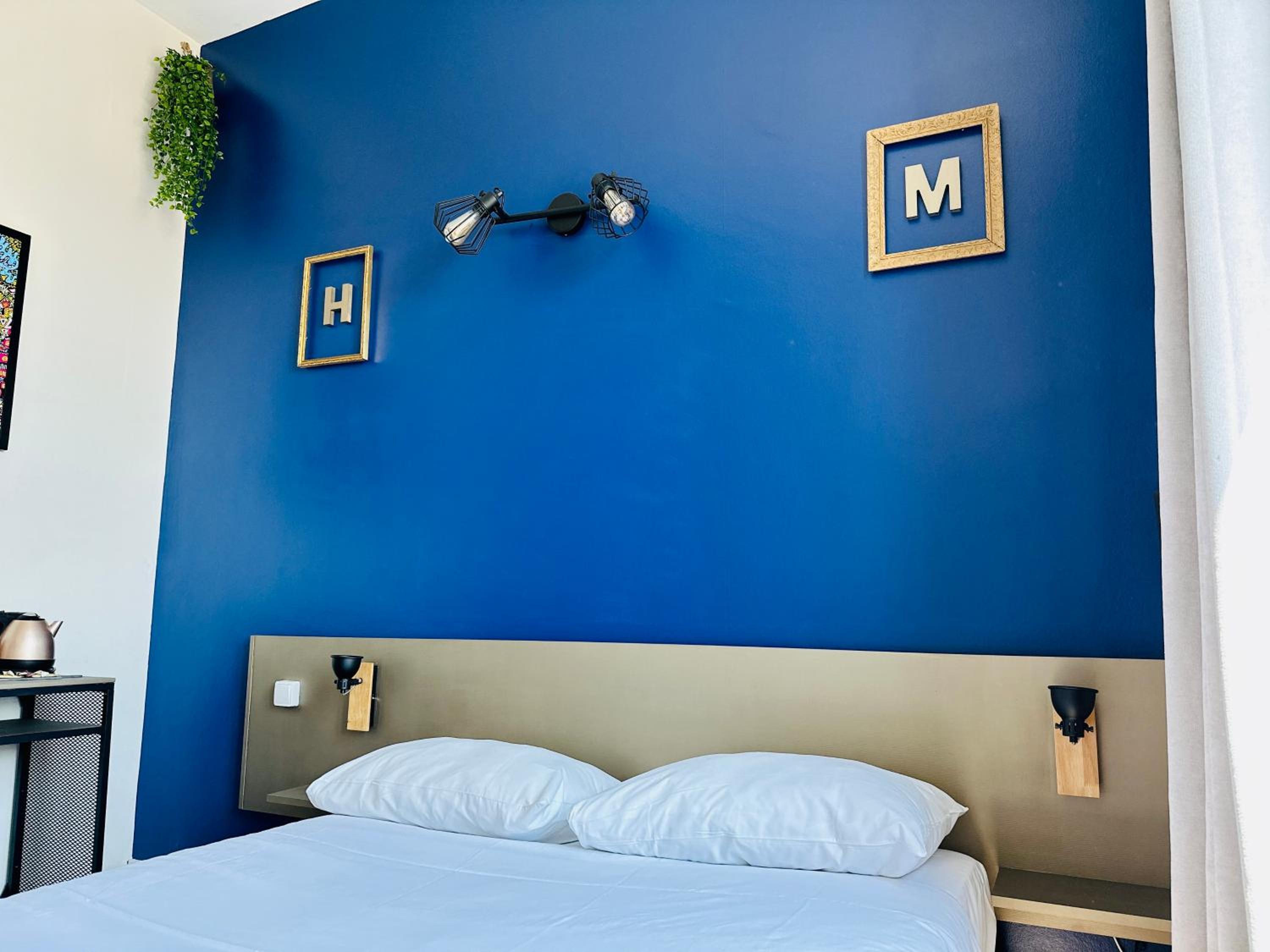 Double Room - Photo 7
