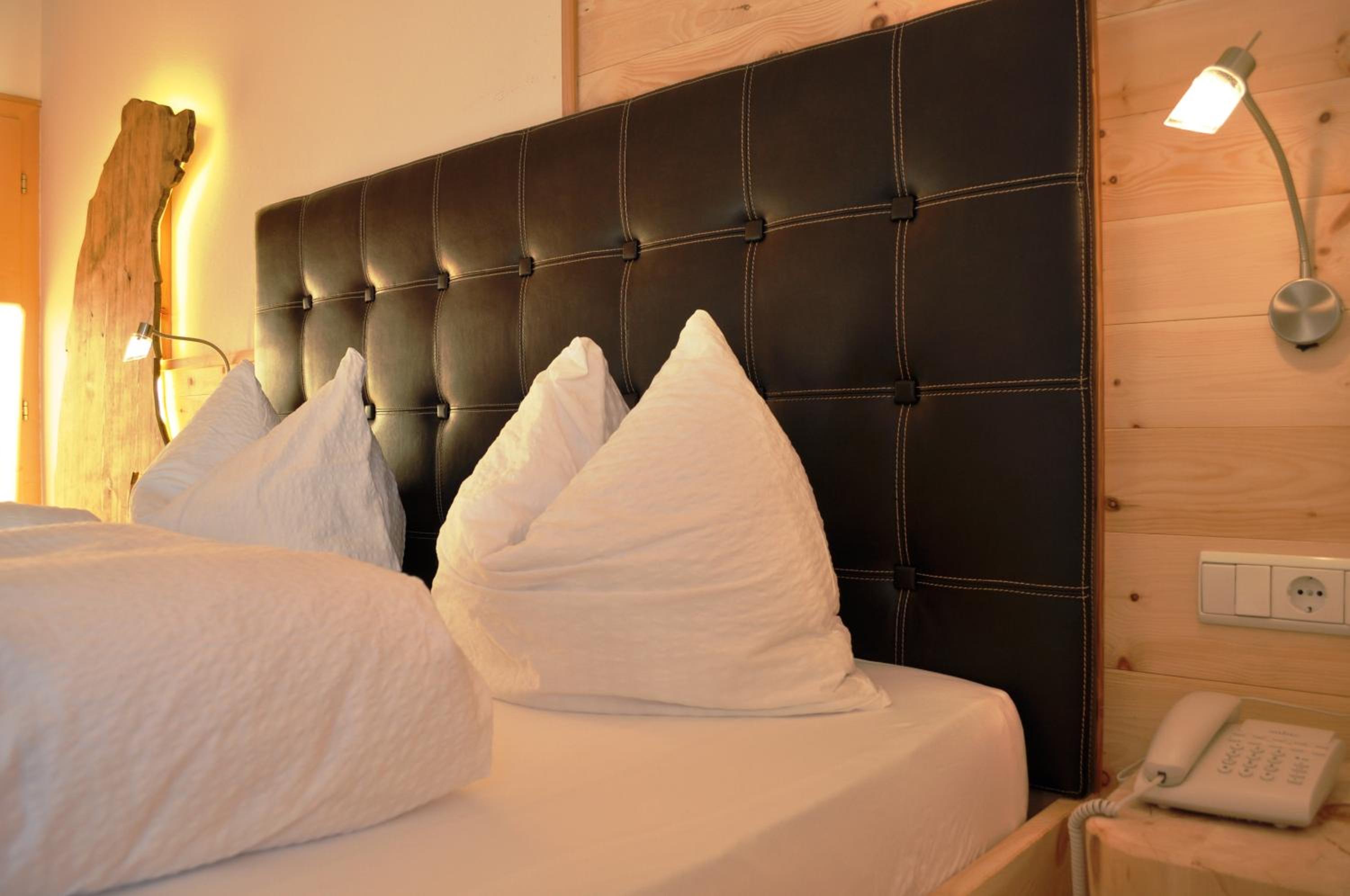 Double Room - Photo 3