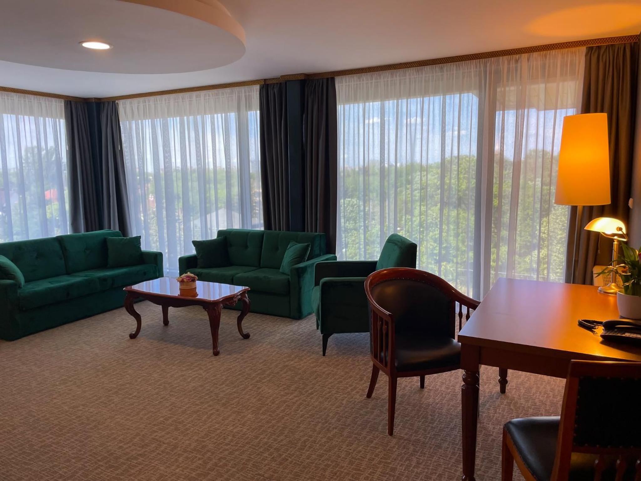 Royal Suite - Photo 6