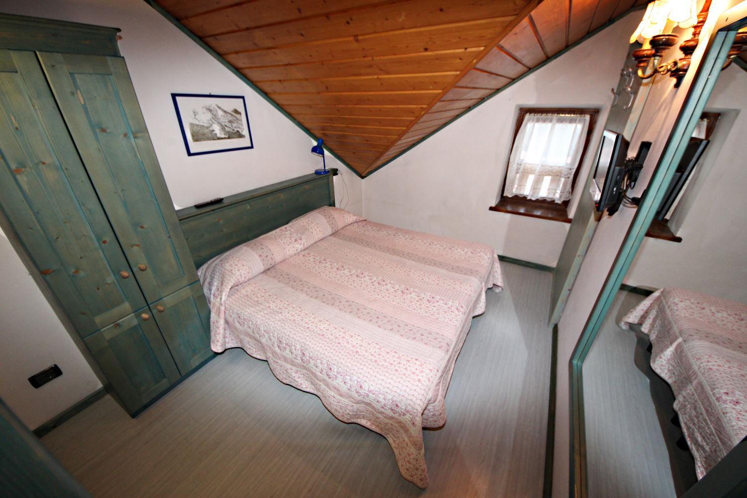 Double Room with Private Bathroom photo 1