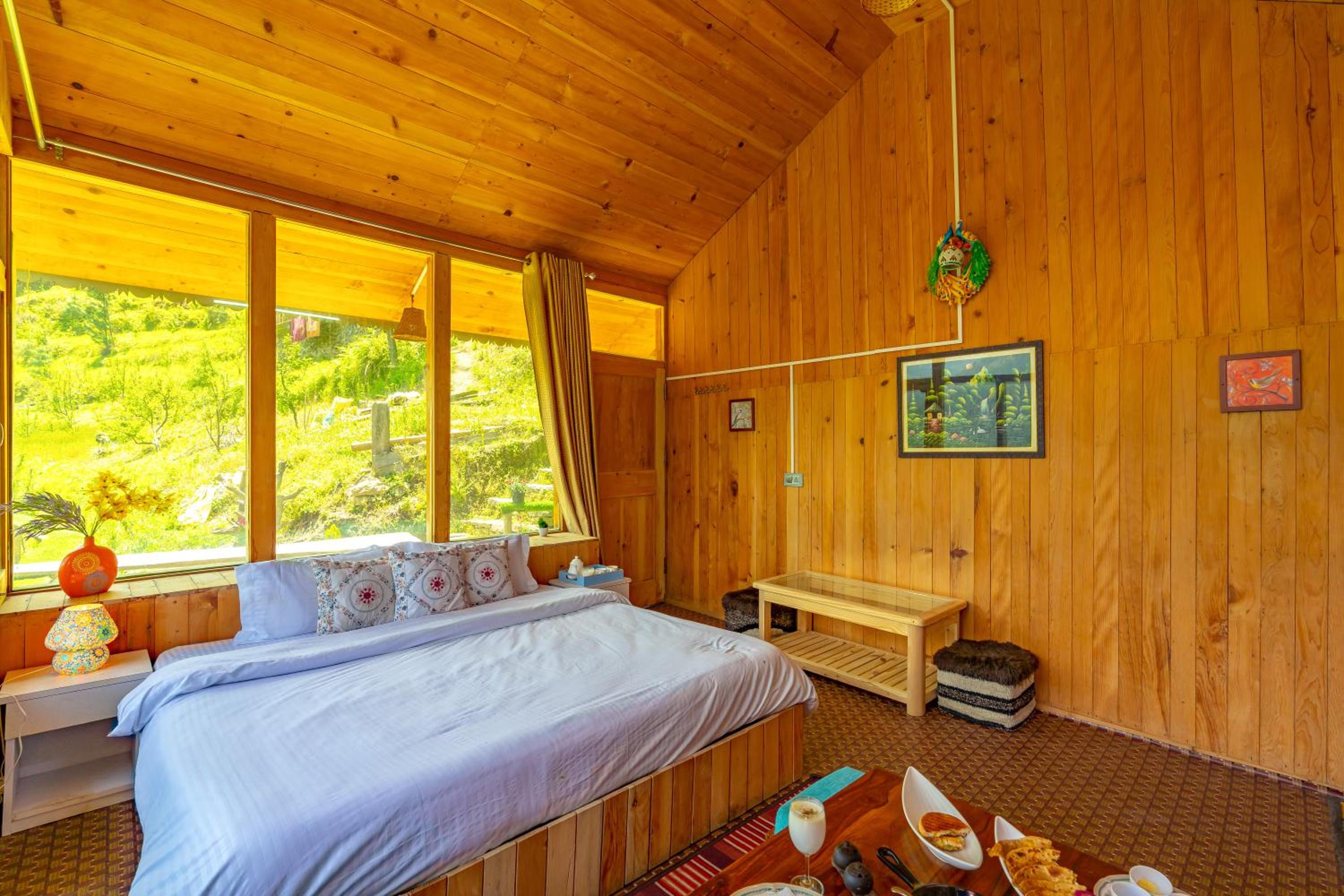 Suite with Hot Tub photo 3
