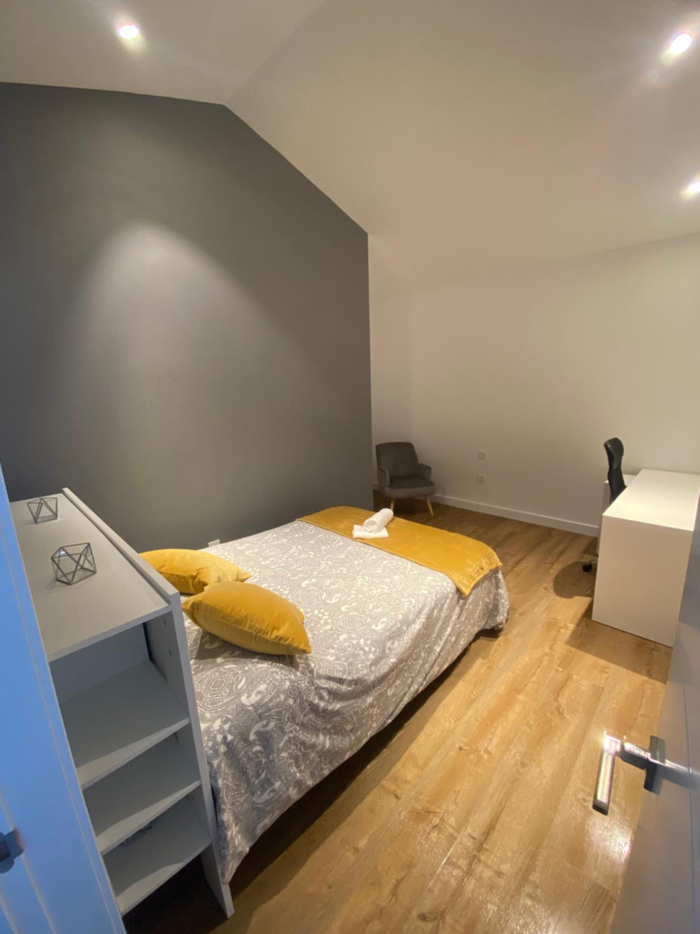 Two-Bedroom House photo 2