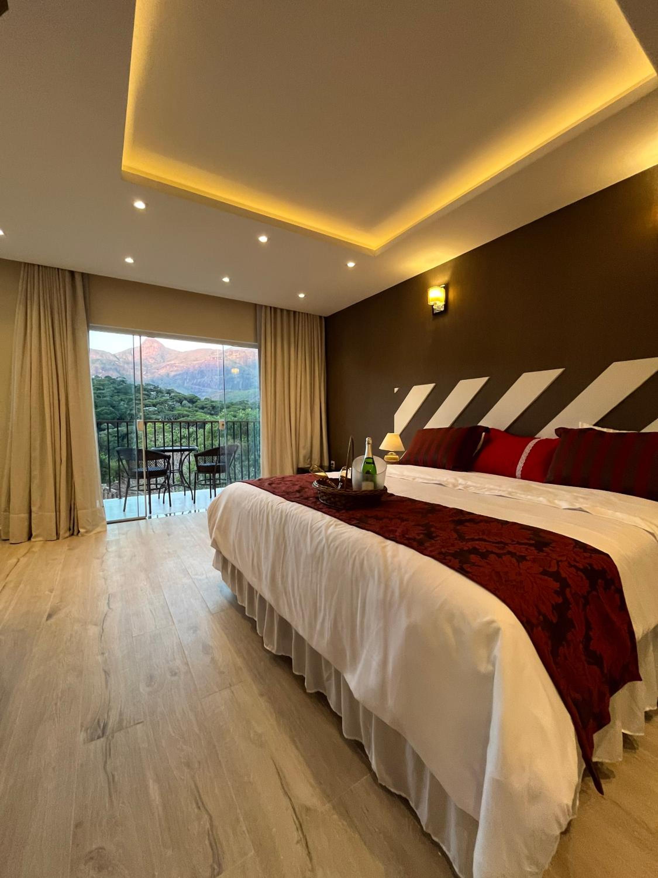 King Room with Spa Bath