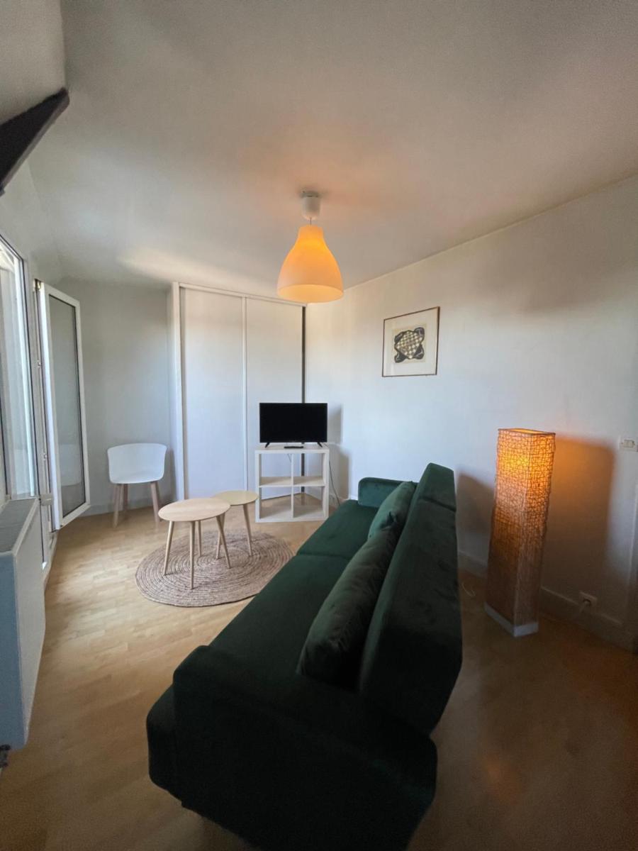 Single Apartment