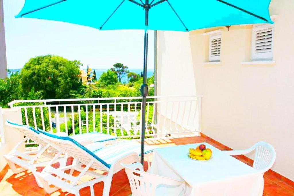 Apartment with Sea View photo 3
