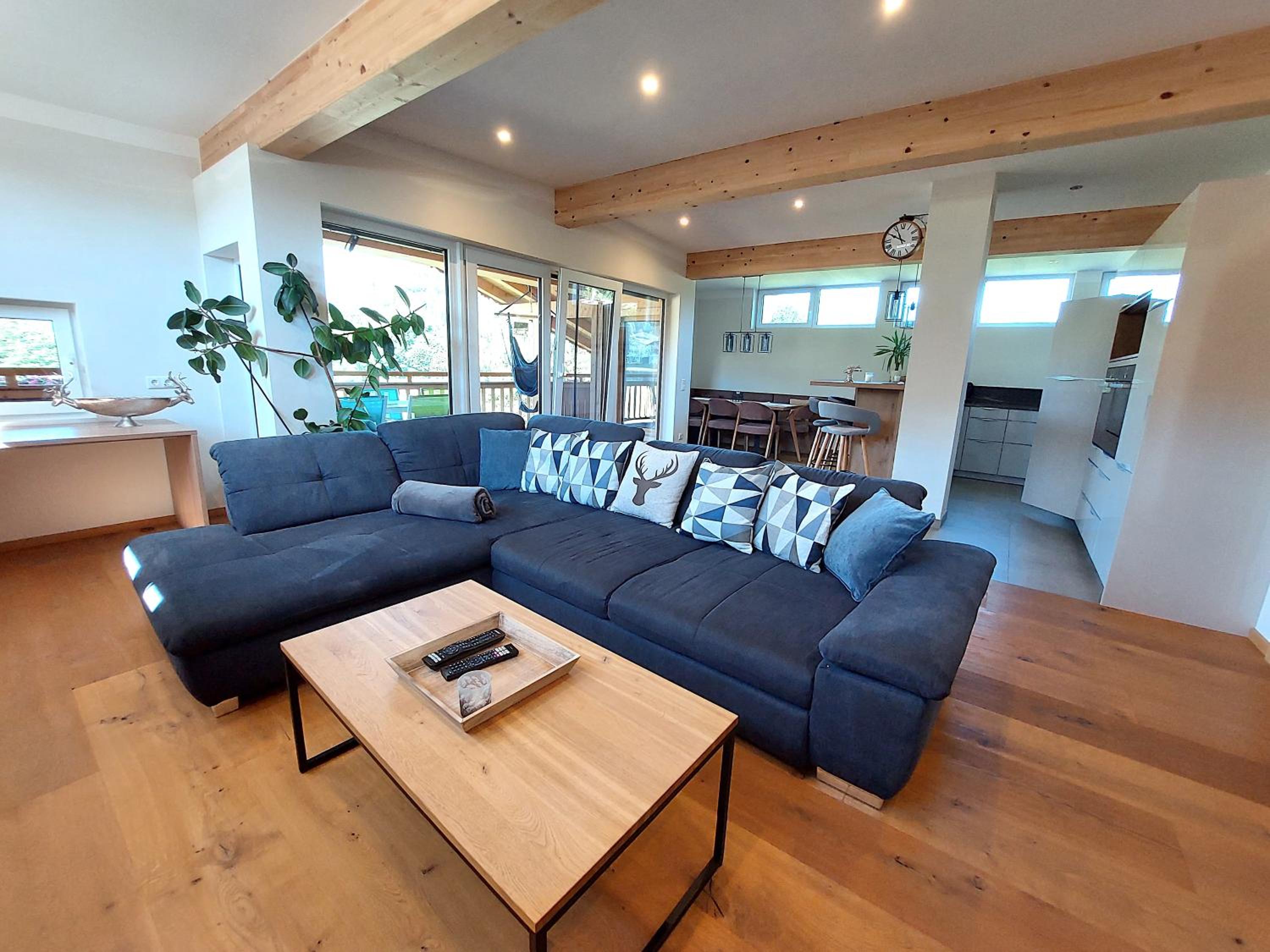 Three-Bedroom Apartment photo 1