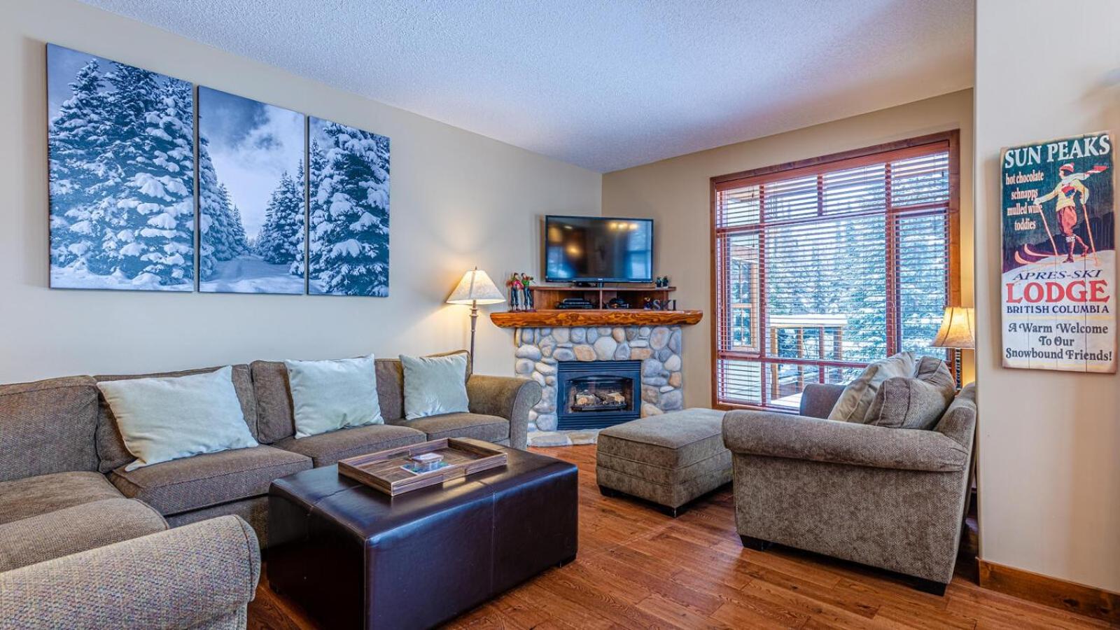 Three-Bedroom House photo 1