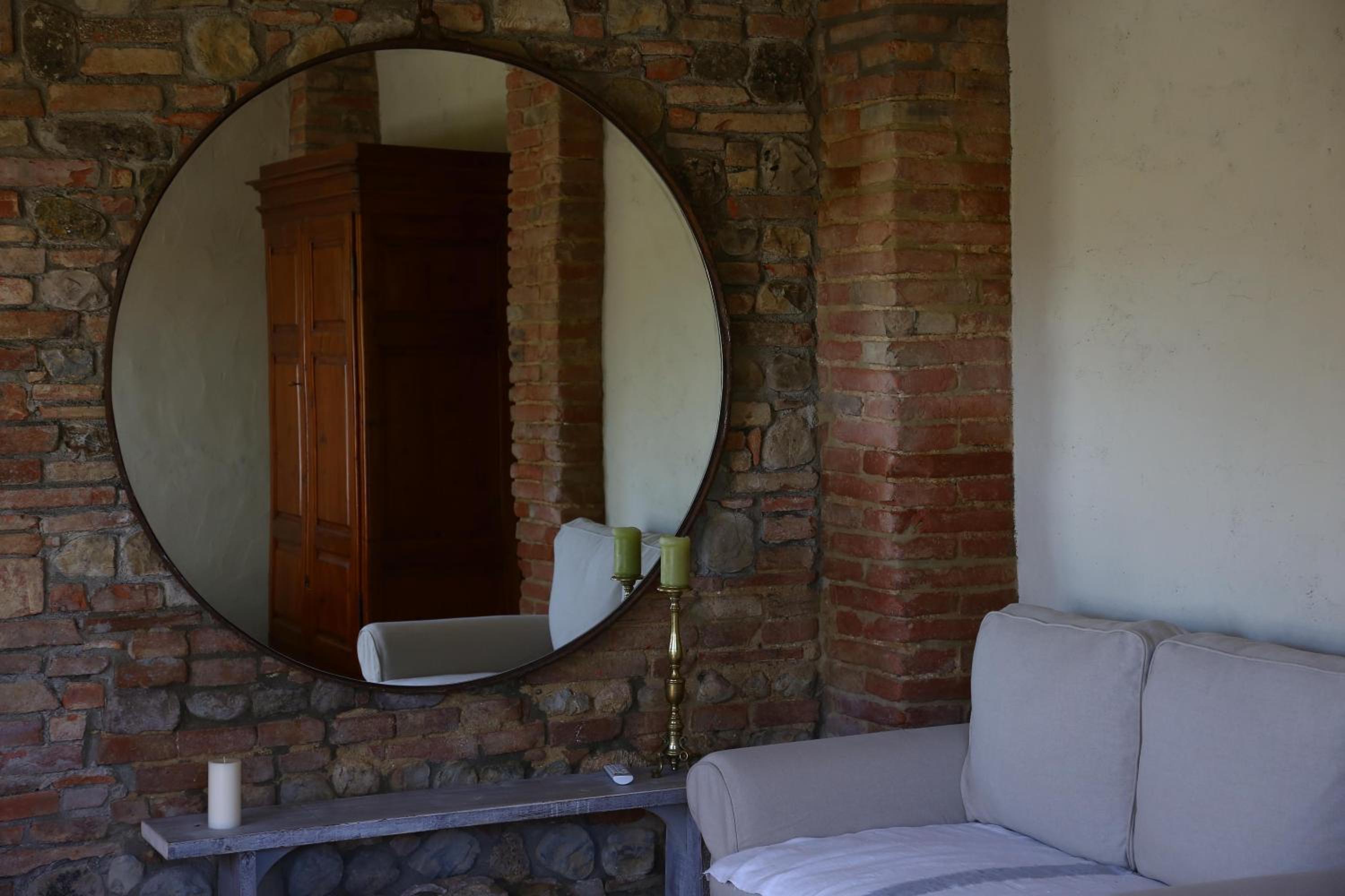 Suite - Photo 15