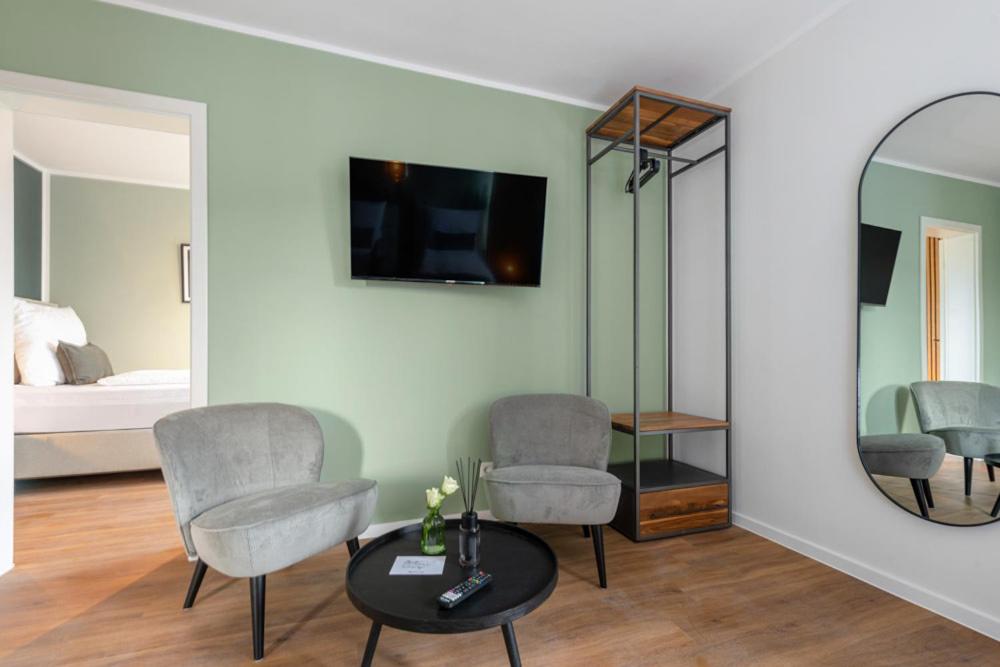 Triple Room with Private Bathroom photo 3