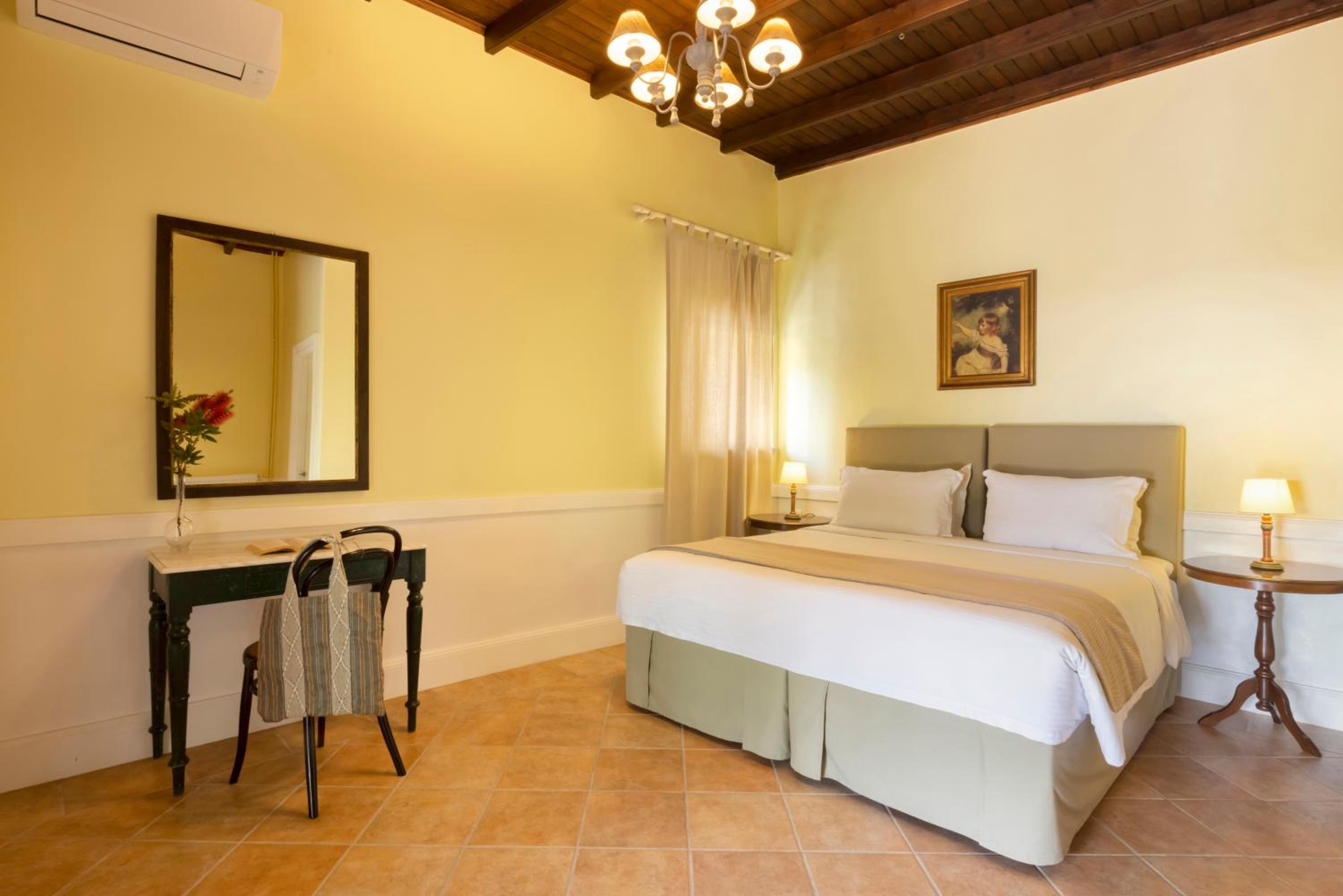 Superior Double or Twin Room photo 2