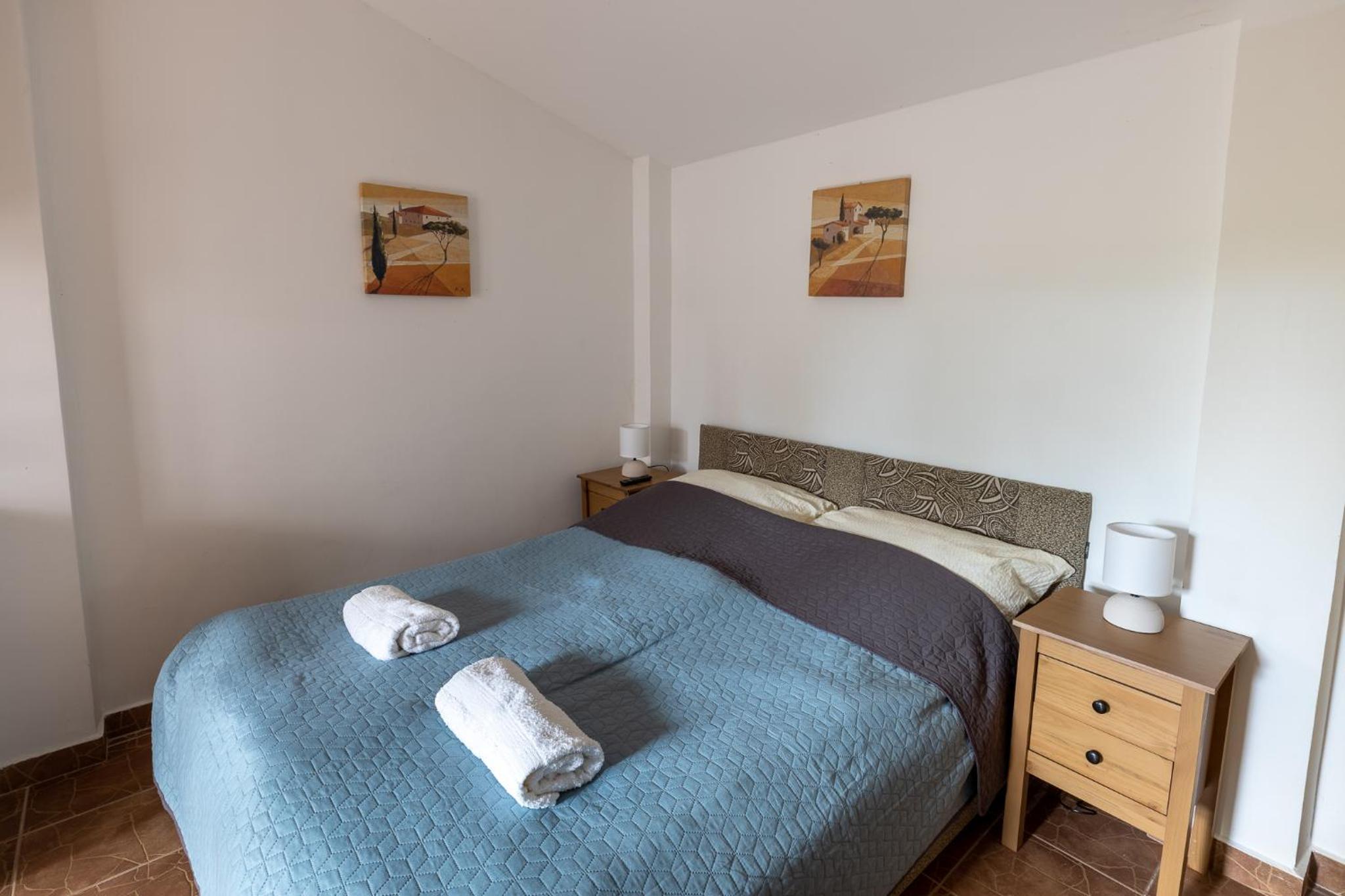 Studio Apartment photo 1