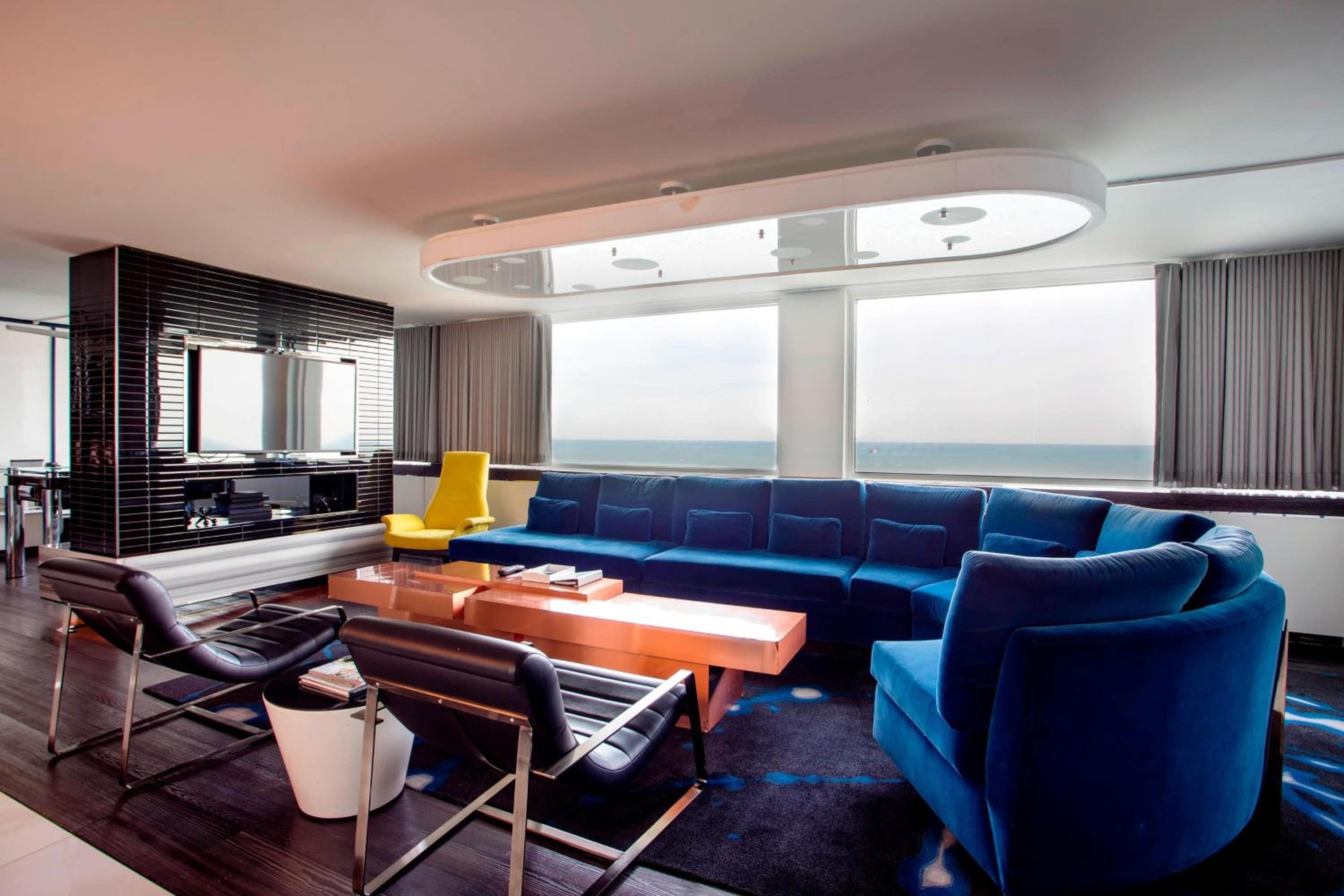 Extreme Wow, 1 Bedroom Suite, 1 King, Lake View