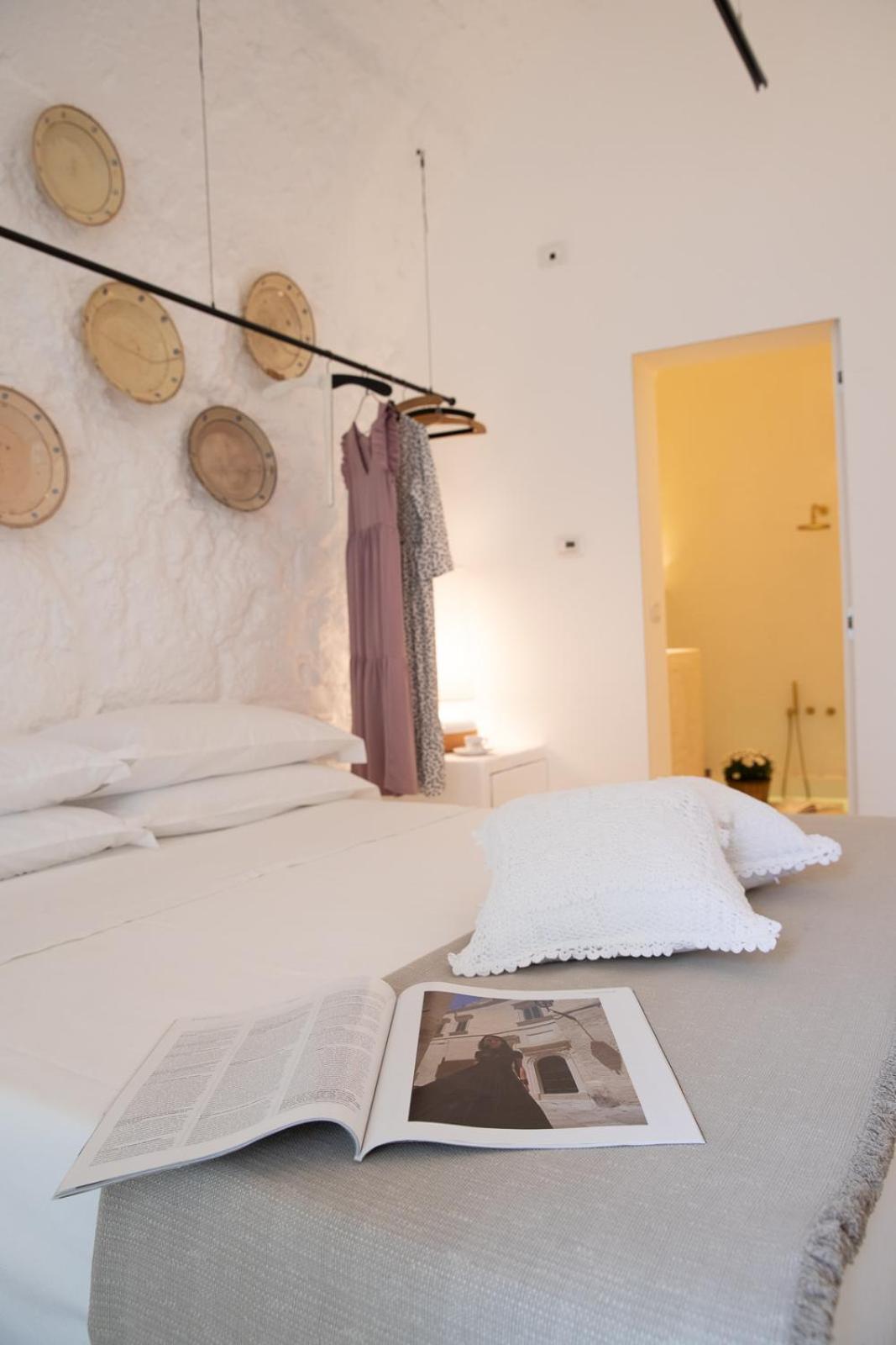 Deluxe Double Room with Bath - Photo 58
