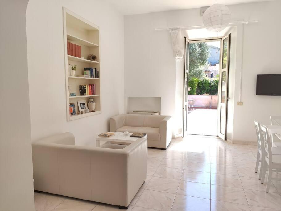 Three-Bedroom Apartment photo 1
