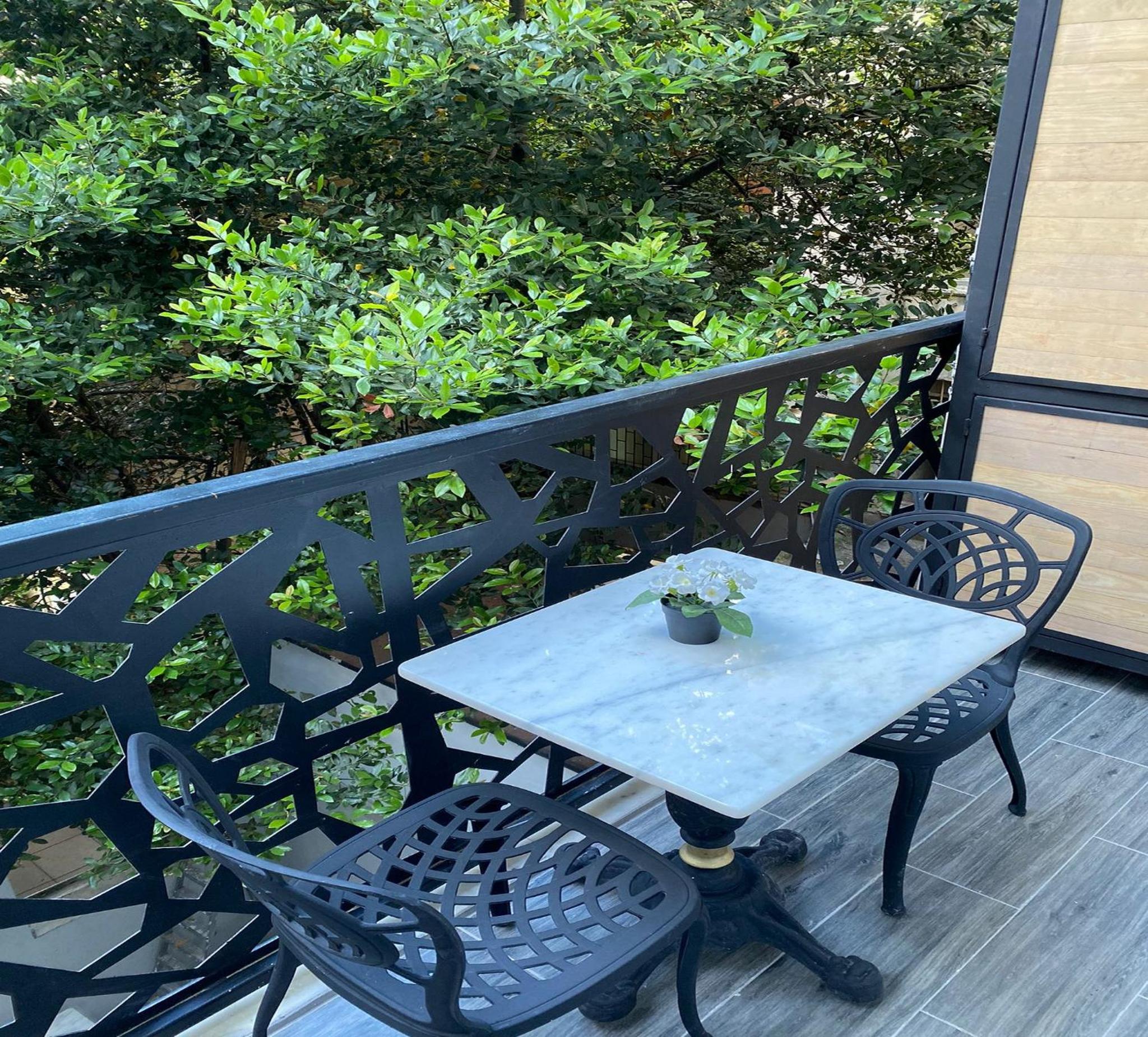 Deluxe Double Room with Balcony photo 2