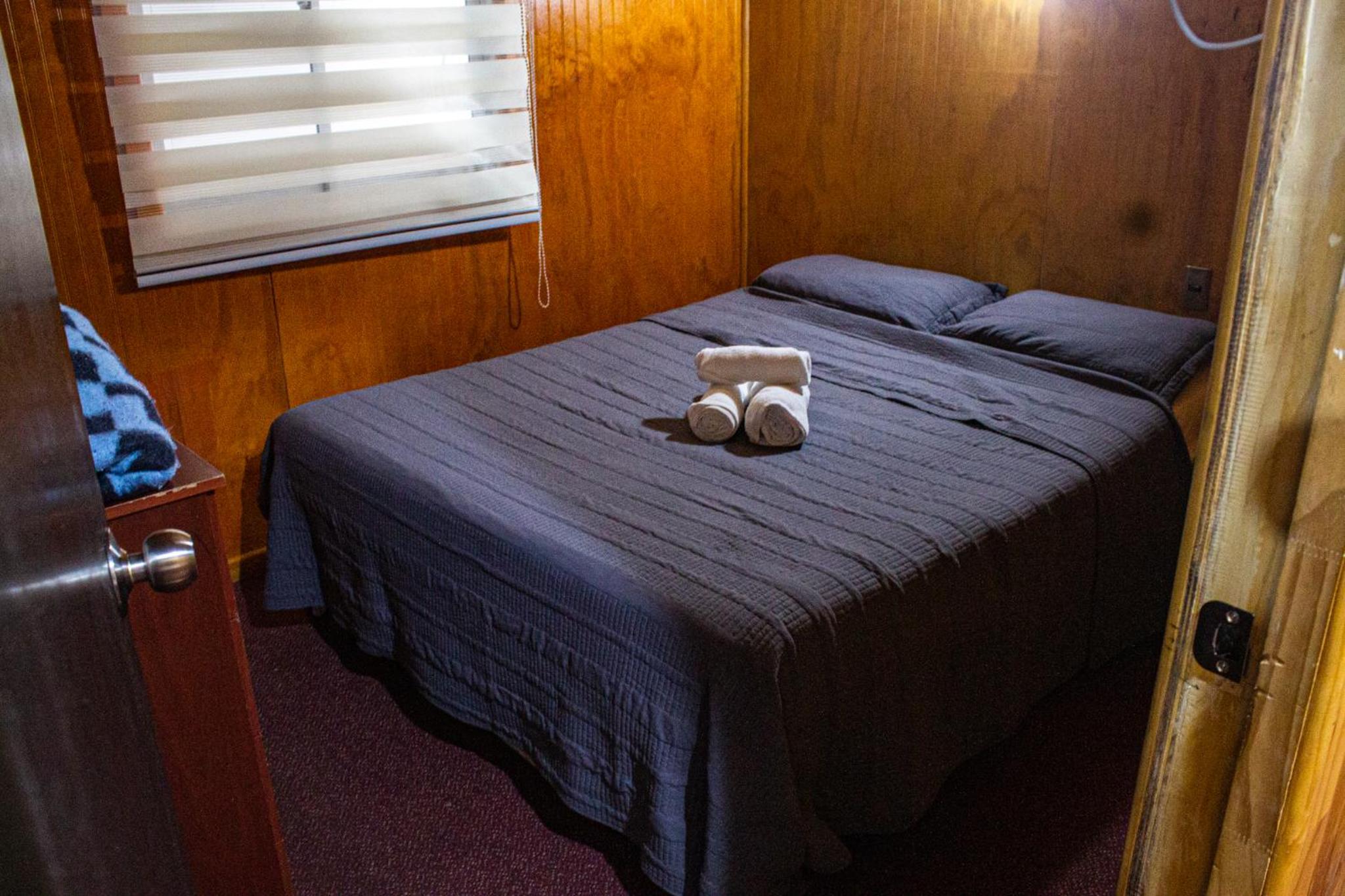 Budget Double Room photo 3
