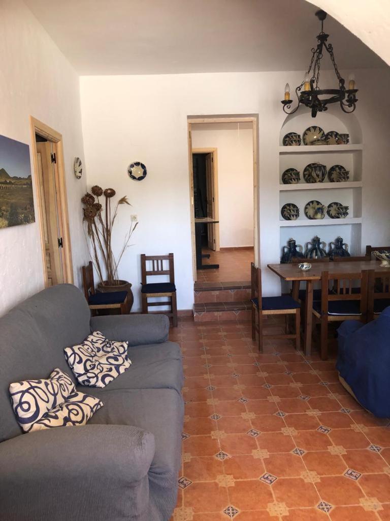 Three-Bedroom House photo 3