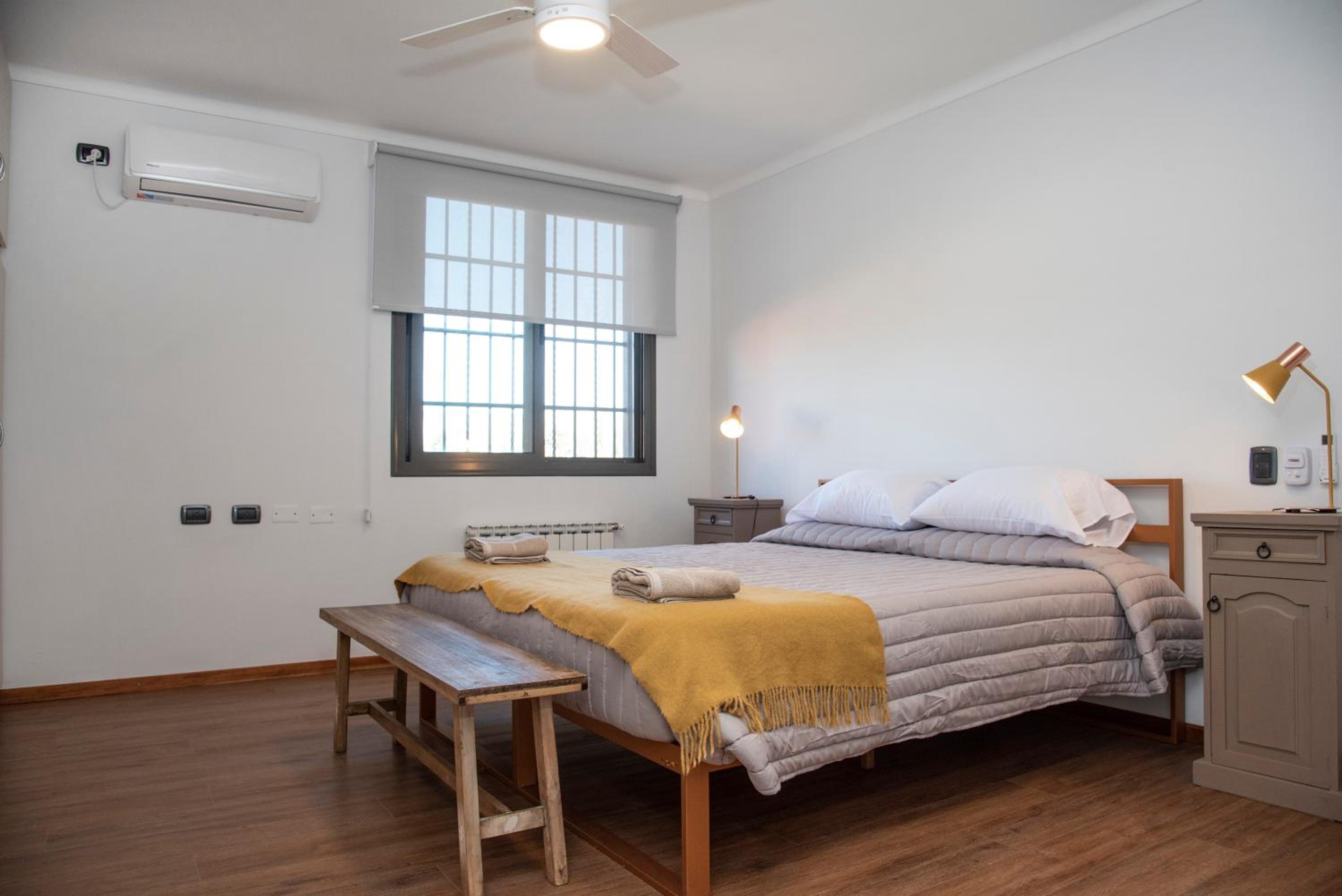 Deluxe King Room photo 1