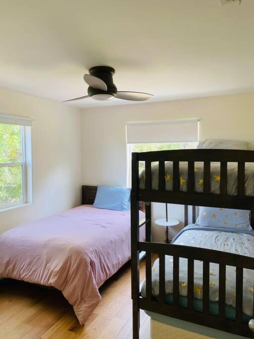 Three-Bedroom House photo 1